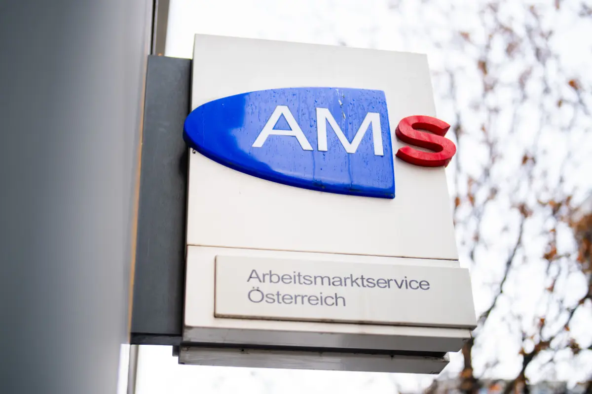 AMS prüft die geplante Weiterbildung