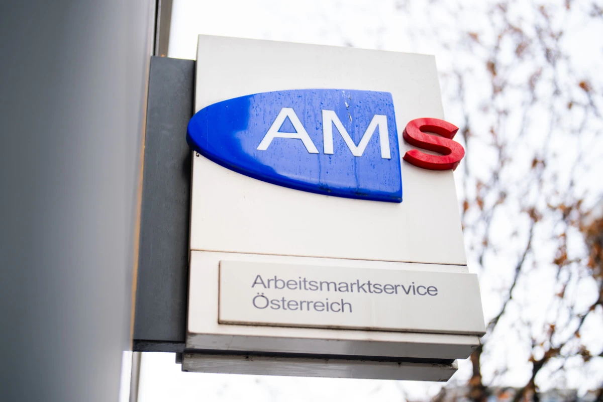 AMS prüft die geplante Weiterbildung