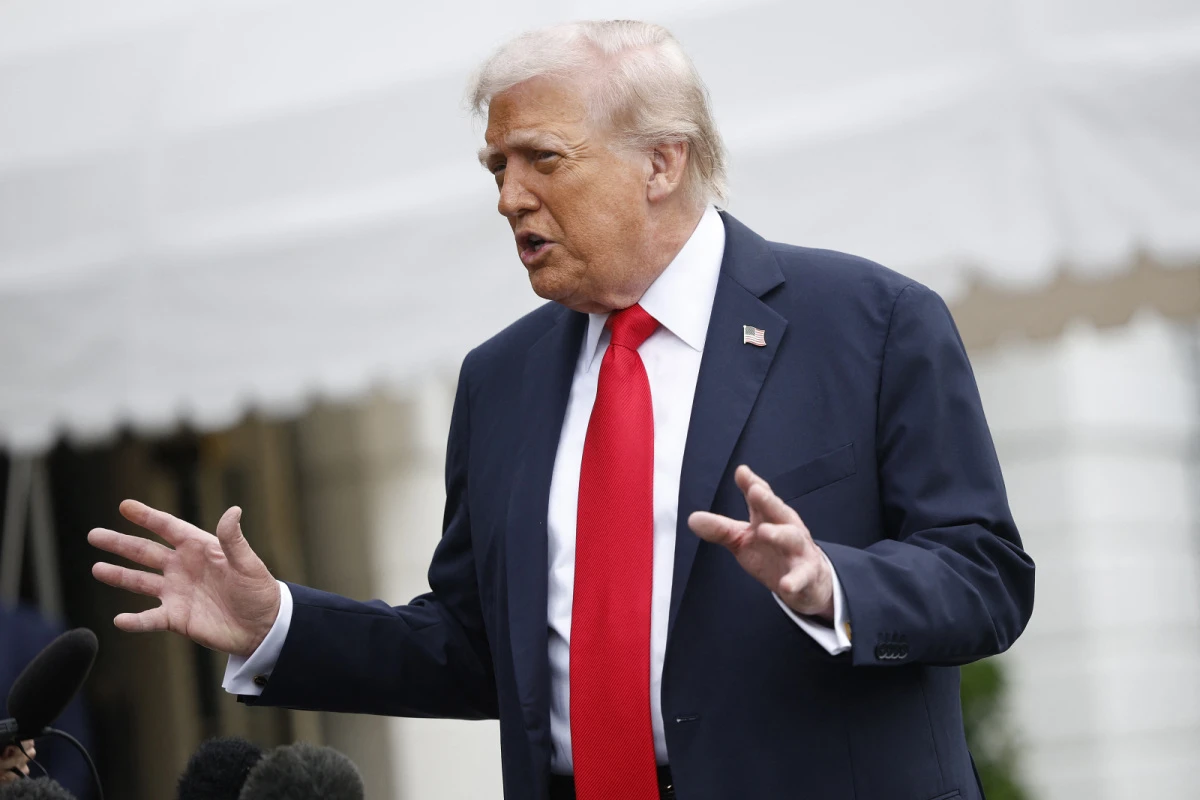 US-Präsident Trump unterwegs nach Großbritannien