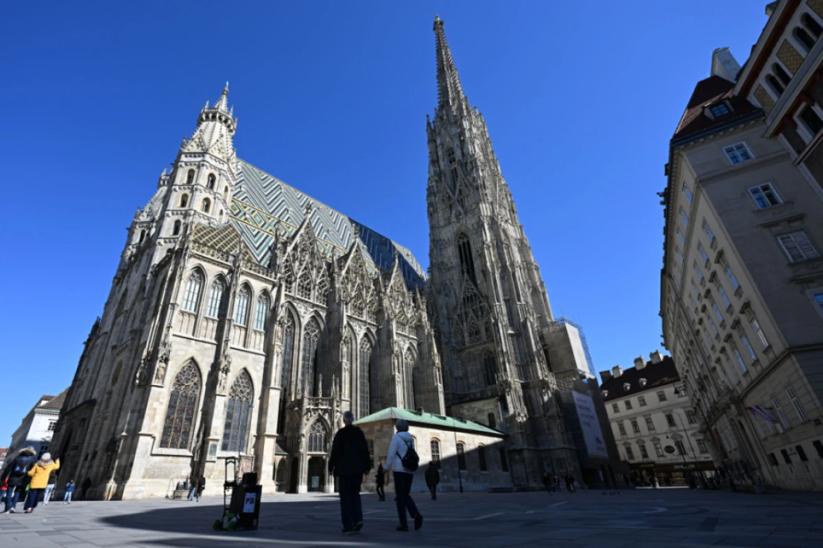 Wieder mehr Menschen besuchen den Gottesdienst