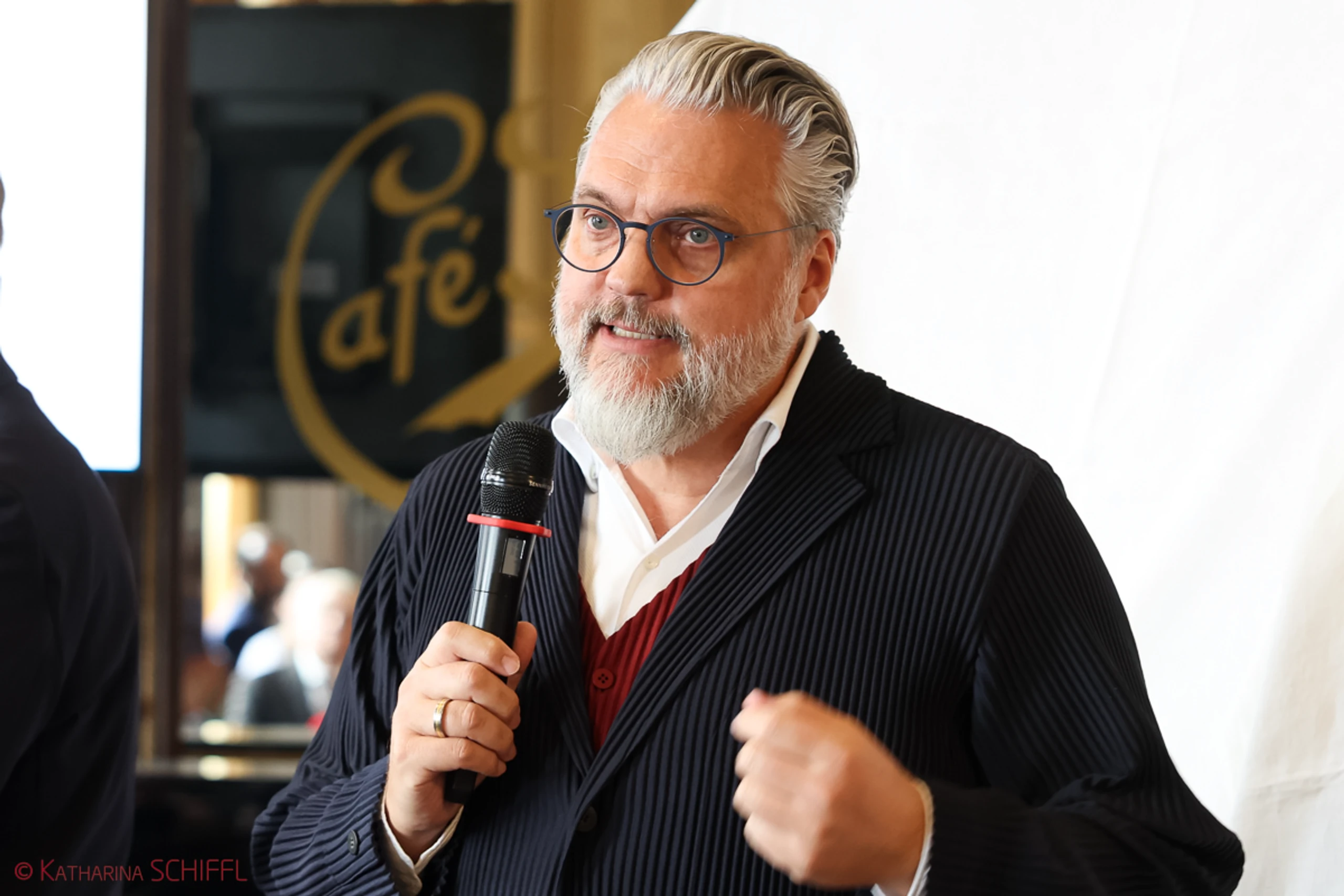 Kaffeesiederball 2026: Plakatpräsentation – Bild 21 von 58