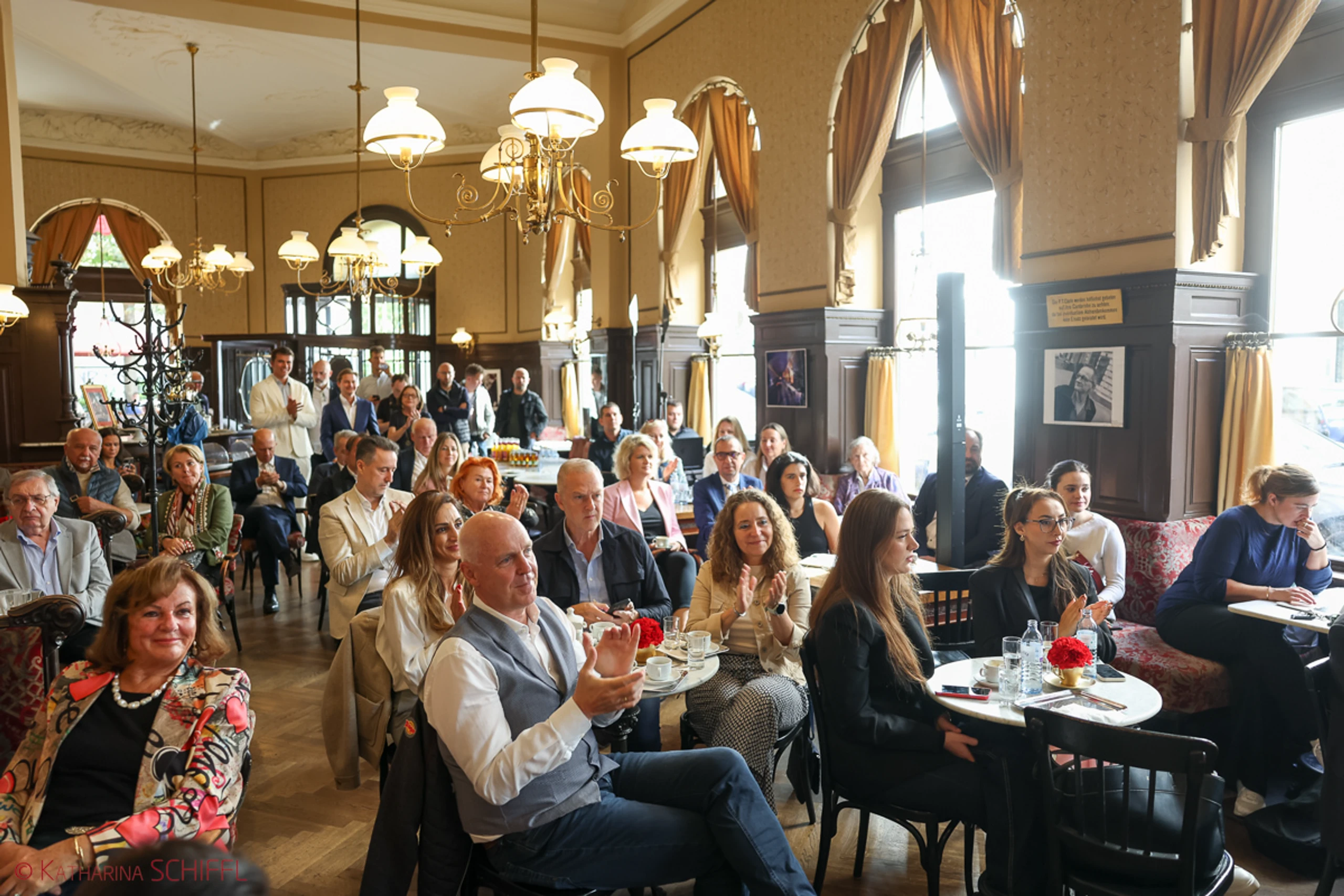Kaffeesiederball 2026: Plakatpräsentation – Bild 33 von 58
