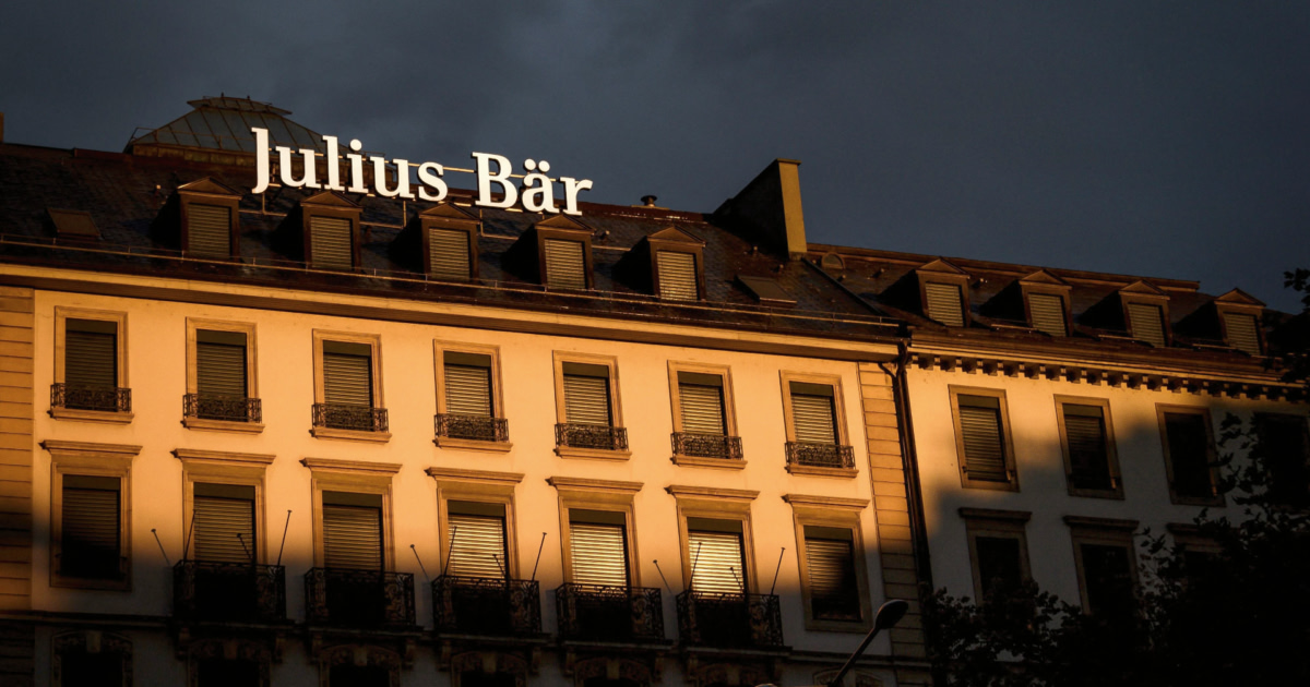 Causa Benko: Explosive million-dollar lawsuit against Swiss bank Julius ...