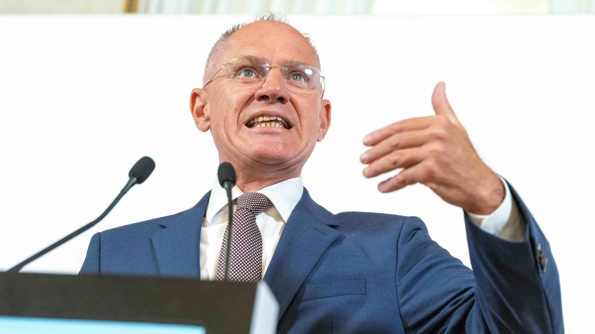 Wie viel „Asyl" wirklich kostet
