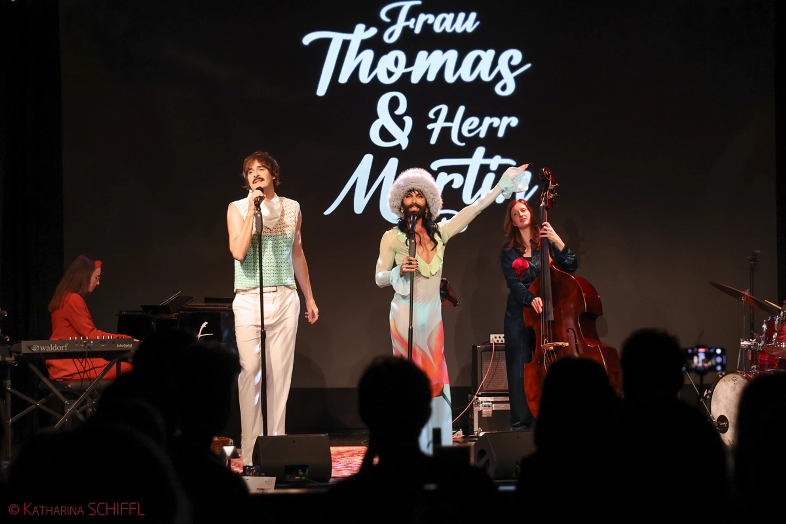 Frau Thomas & Herr Martin - “Ruck ma z’samm” Tour 2025 – Bild 22 von 68