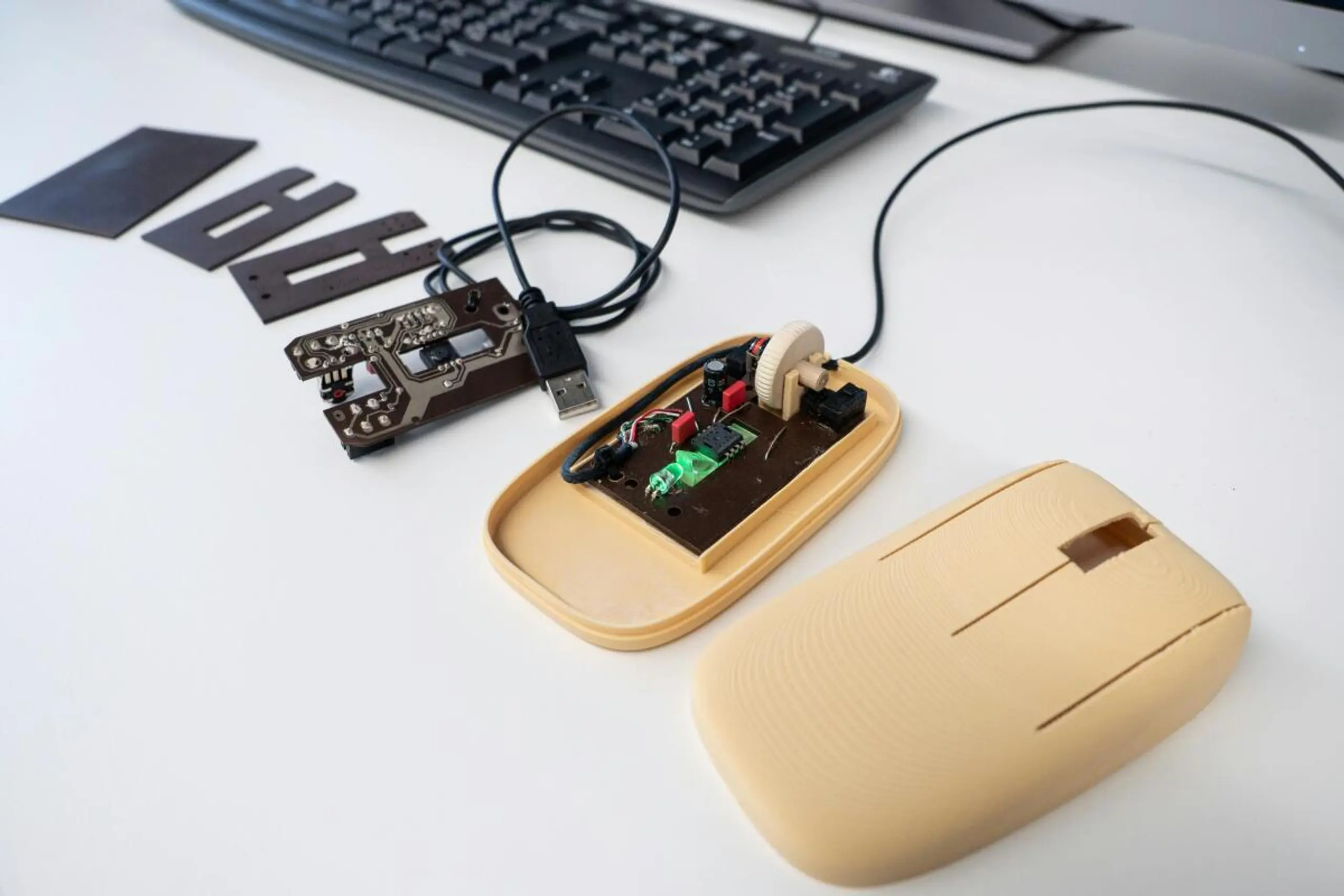 Biomaterial basiert vollständig auf Holz