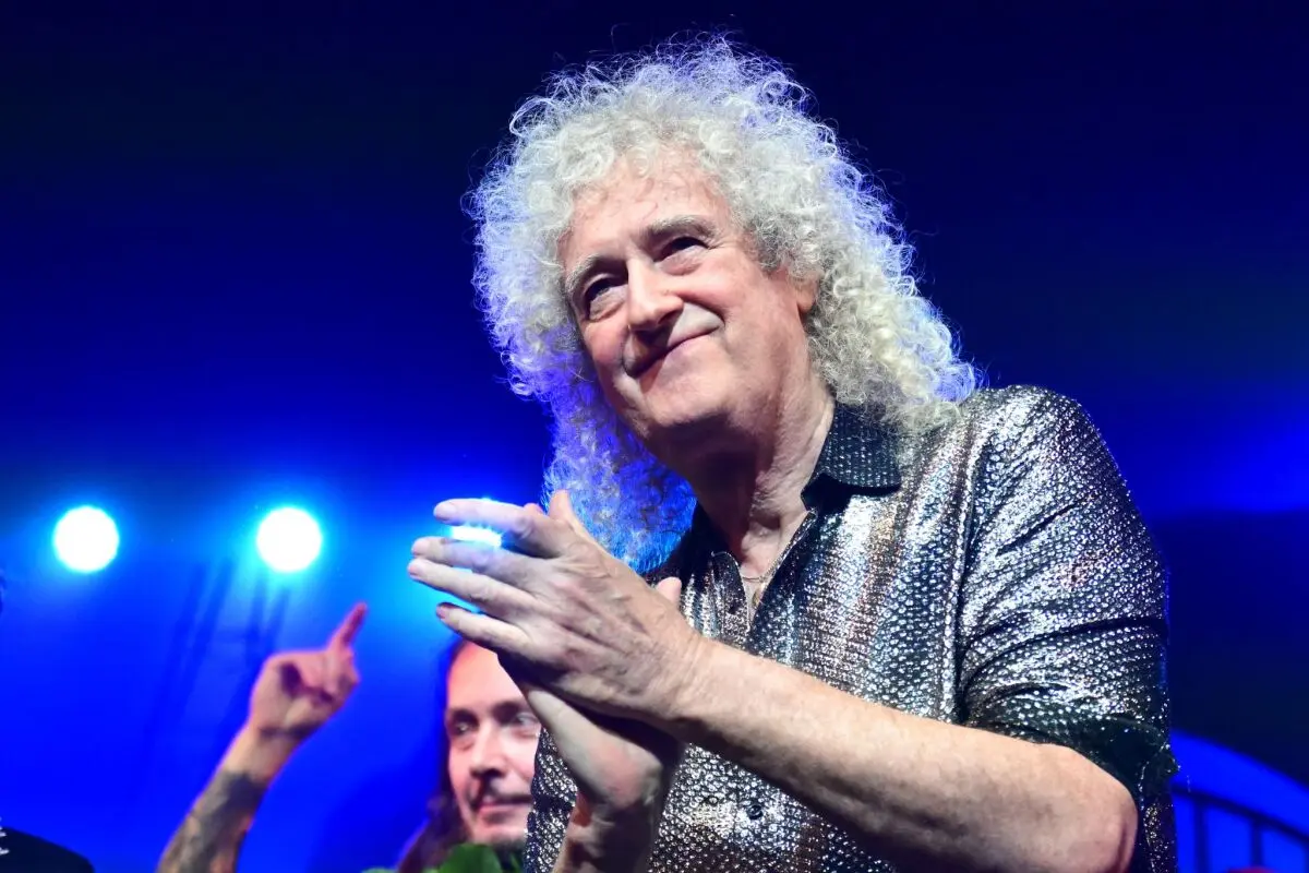 Brian May vergisst Freddie Mercury nicht