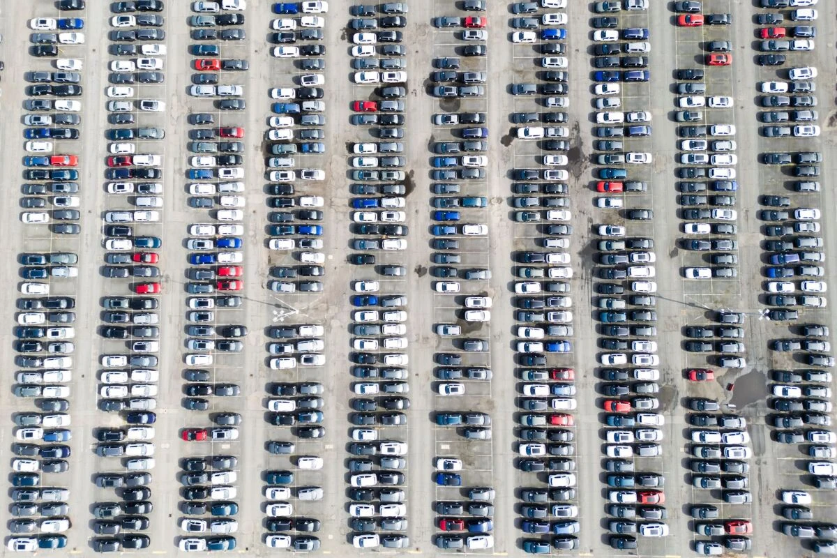 ++ ARCHIVBILD ++ Die Deutsche Autobranche fürchtet Produktions-Stopp wegen Chip-Krise