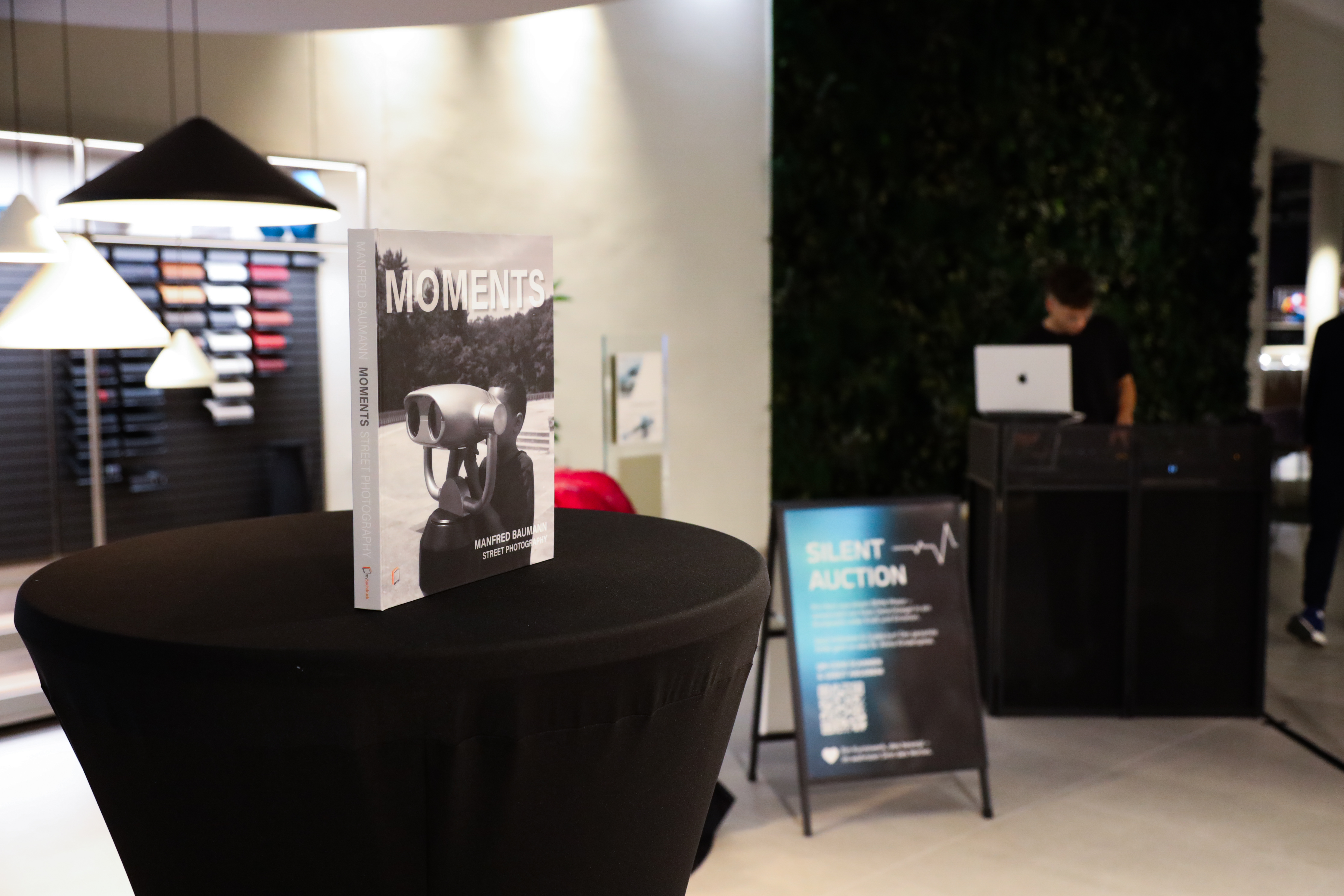 Buchpräsentation "Moments Street Photography" – Bild 7 von 32