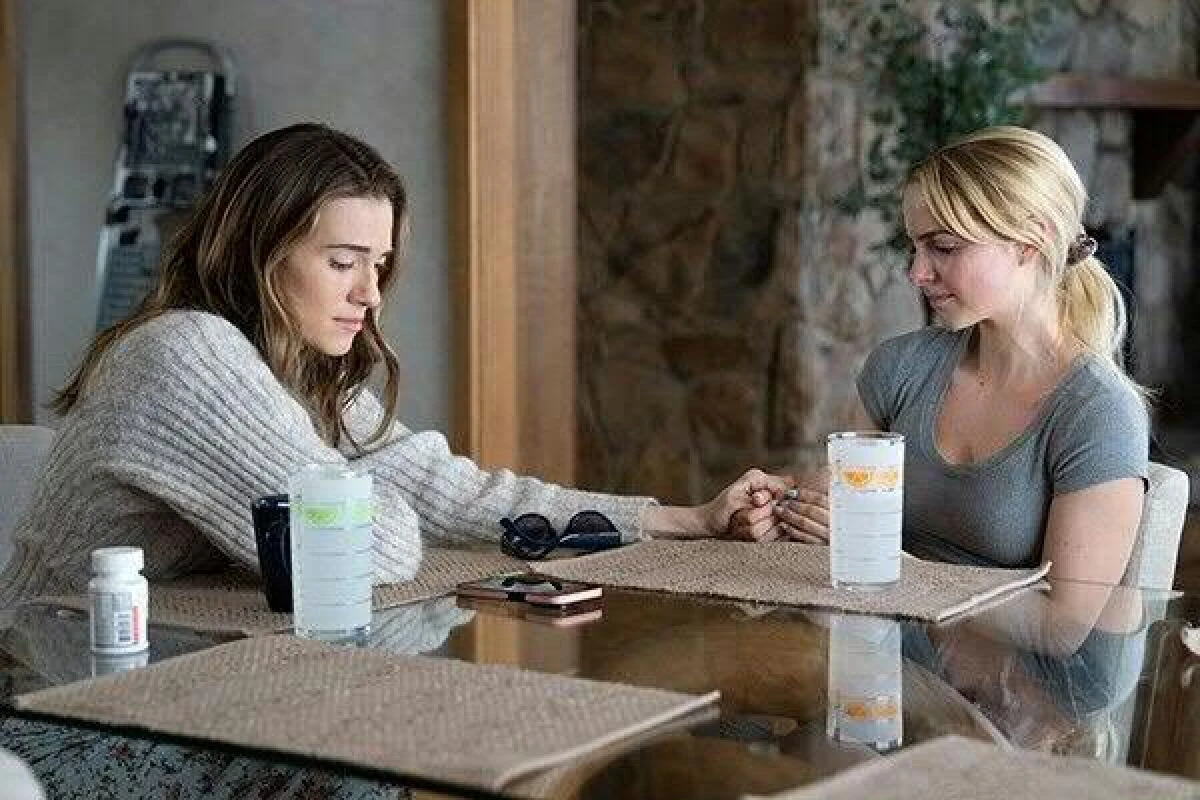 Morgan und Claire bei der gemeinsamen Trauerbewältigung