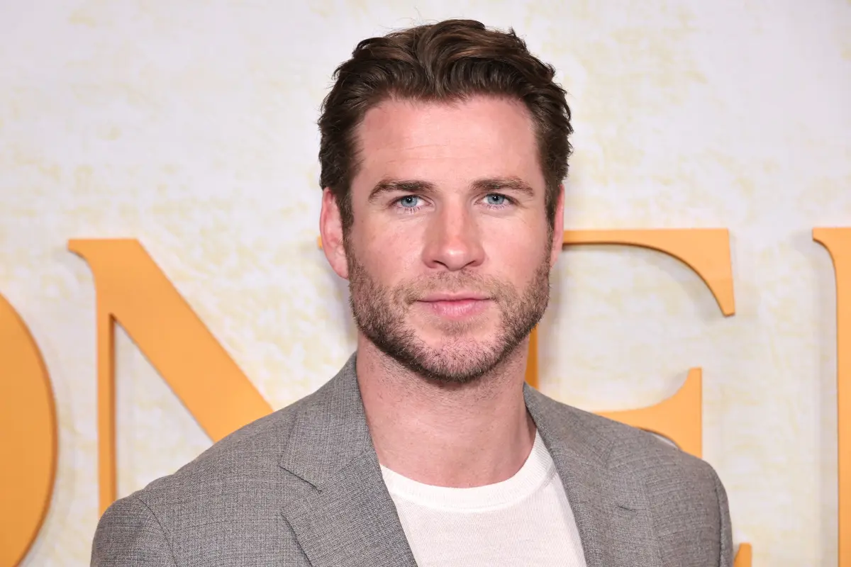 Liam Hemsworth hat sich ohne "großen Plan" verlobt