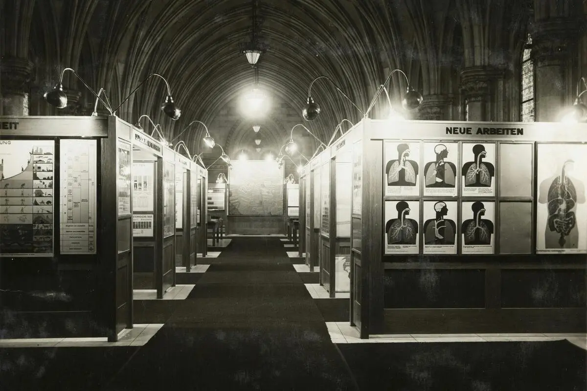 Dauerausstellung in der Volkshalle im Wiener Rathaus, 1927