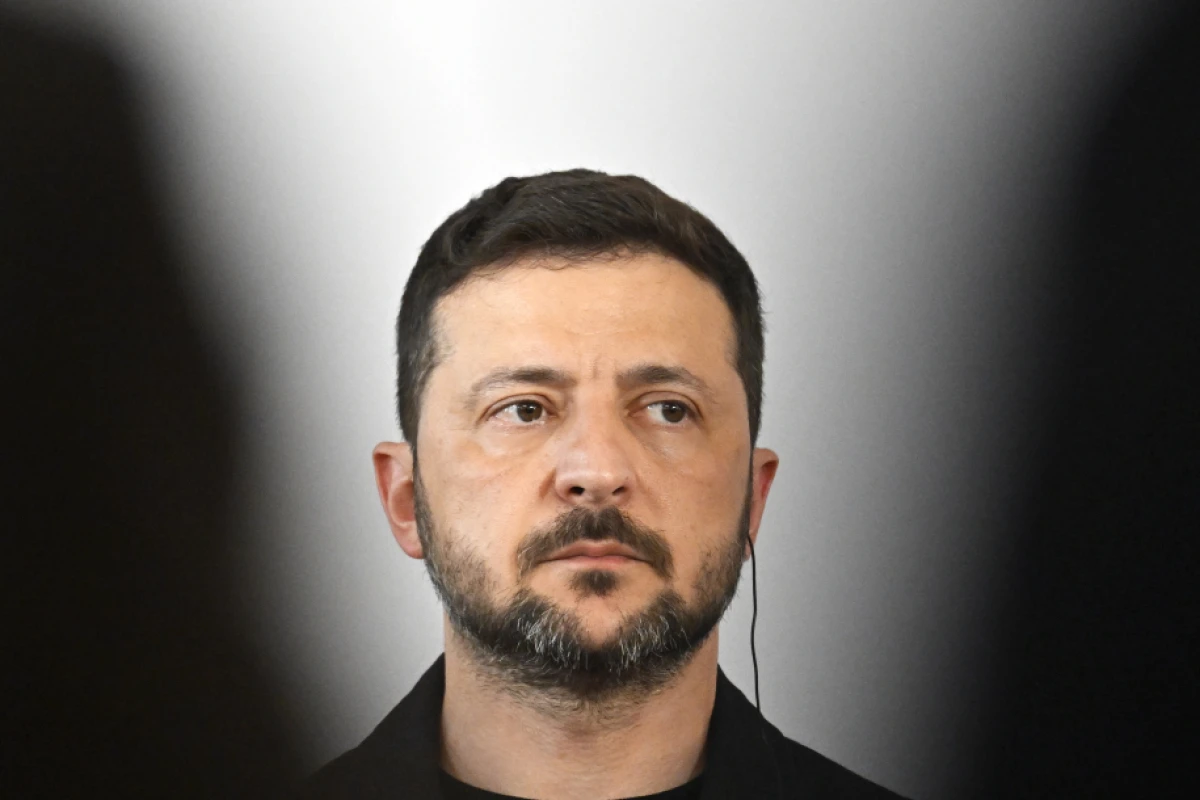 Selenskyj: Stadt im Donbass hart umkämpft