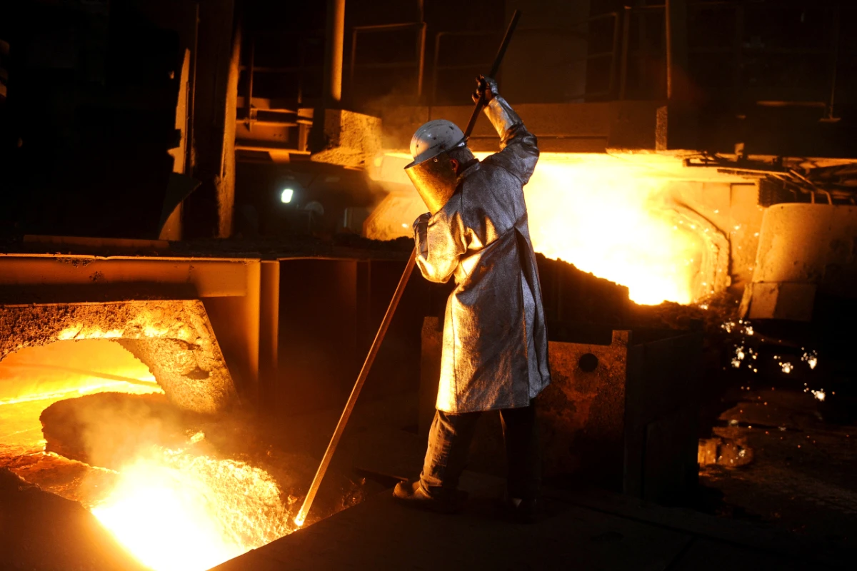 Sowohl Industrie als auch Dienstleistungen entwickeln sich schleppend