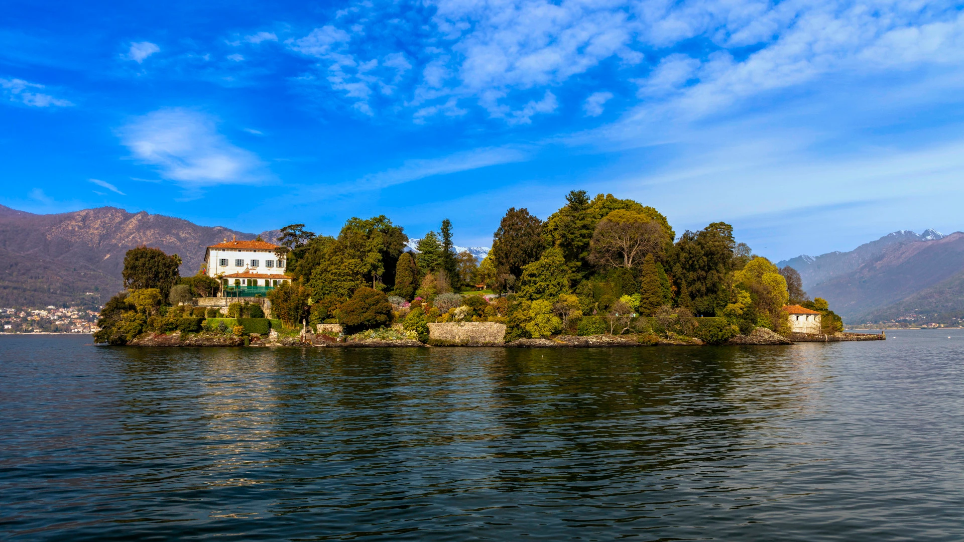 Inseln am Lago Maggiore gehen an die Börse