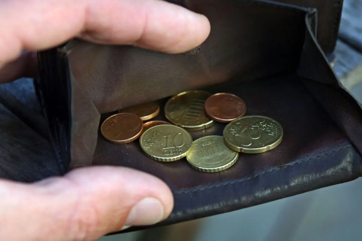 ++ ARCHIVBILD ++ Sozialhilfe: Viele Baustellen, Debatte auf wenige Punkte beschränkt