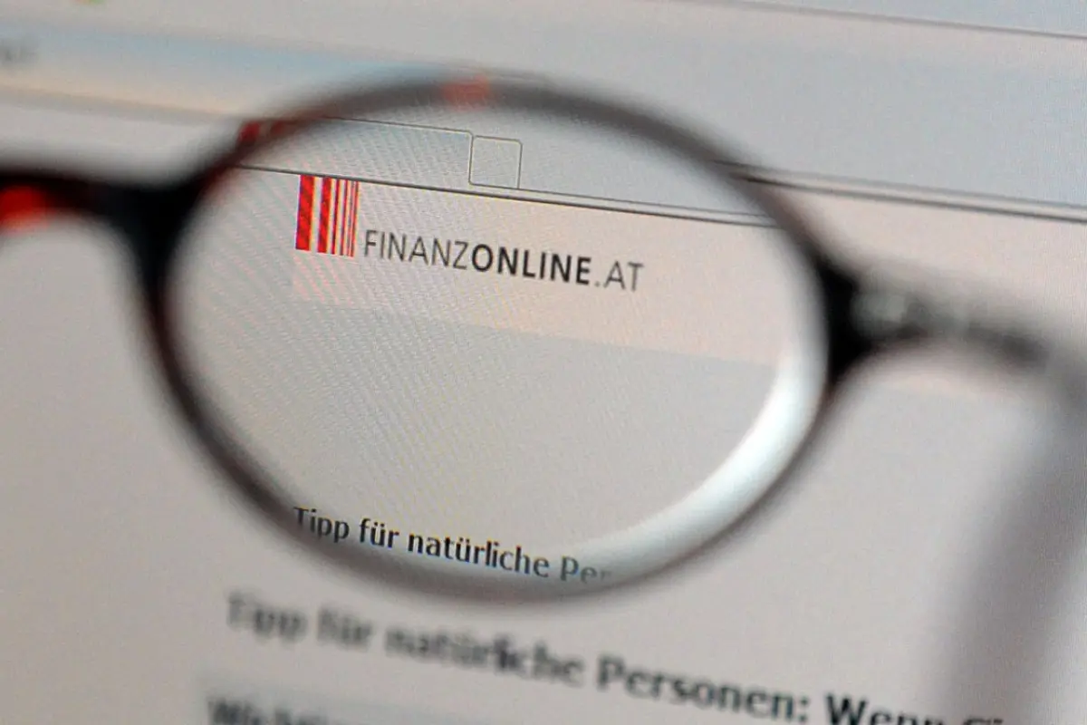 Die Polizei rät Nachrichten mit Link immer zu löschen