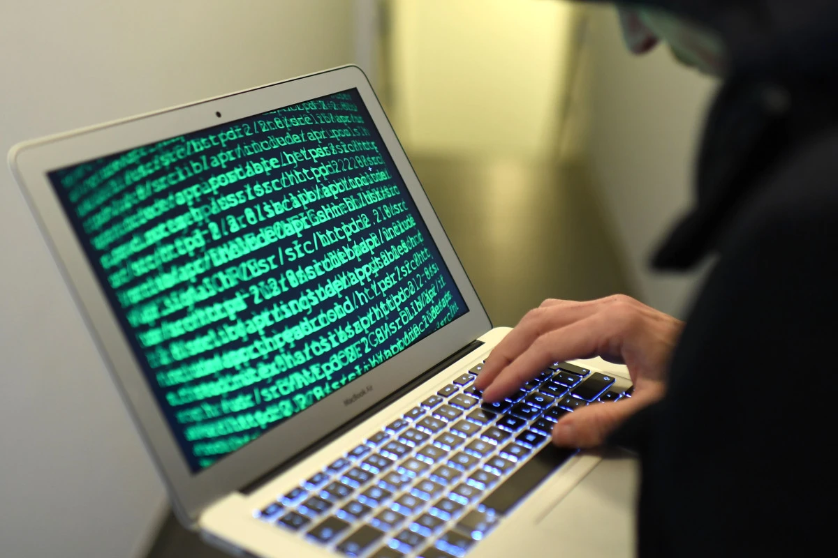 Kinder und Jugendliche erlangen im Unterricht digitale Verantwortung