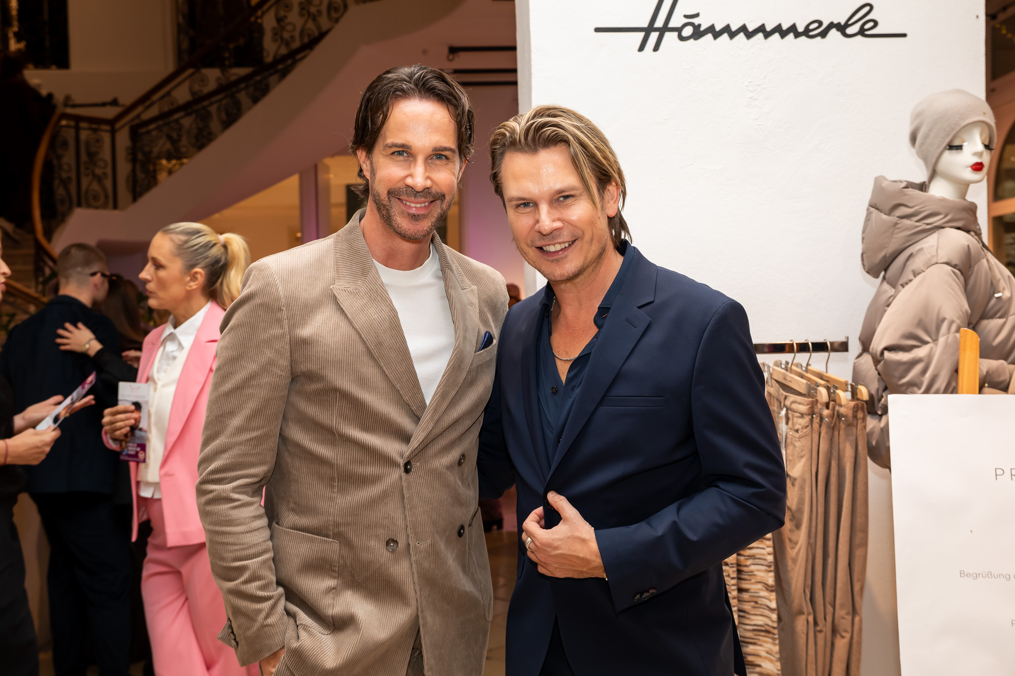 VIP Charity Shopping bei Hämmerle – Bild 4 von 85
