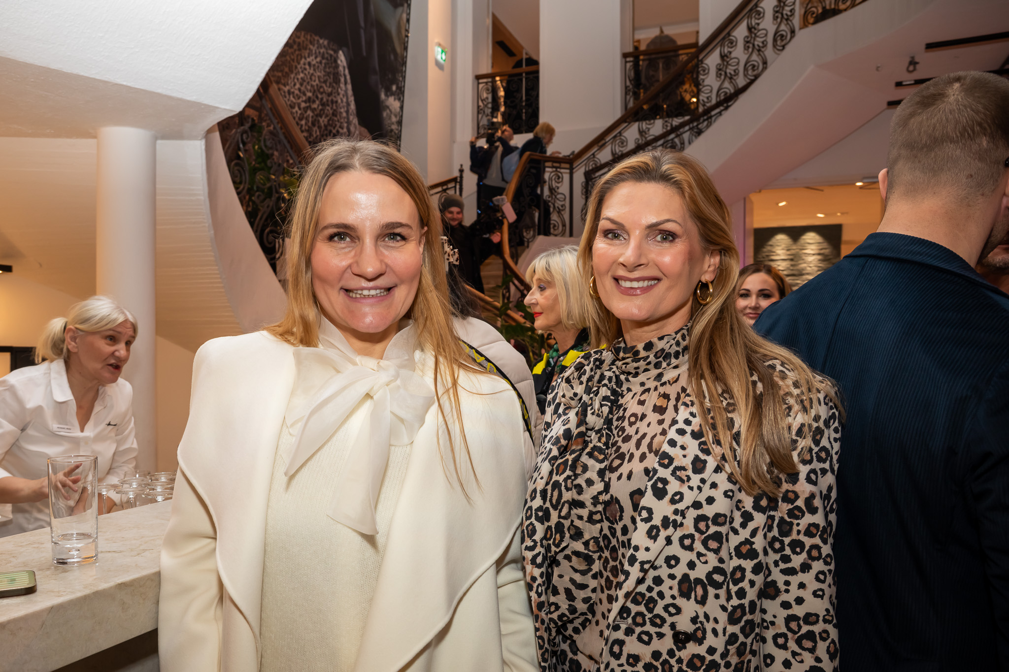 VIP Charity Shopping bei Hämmerle – Bild 20 von 85