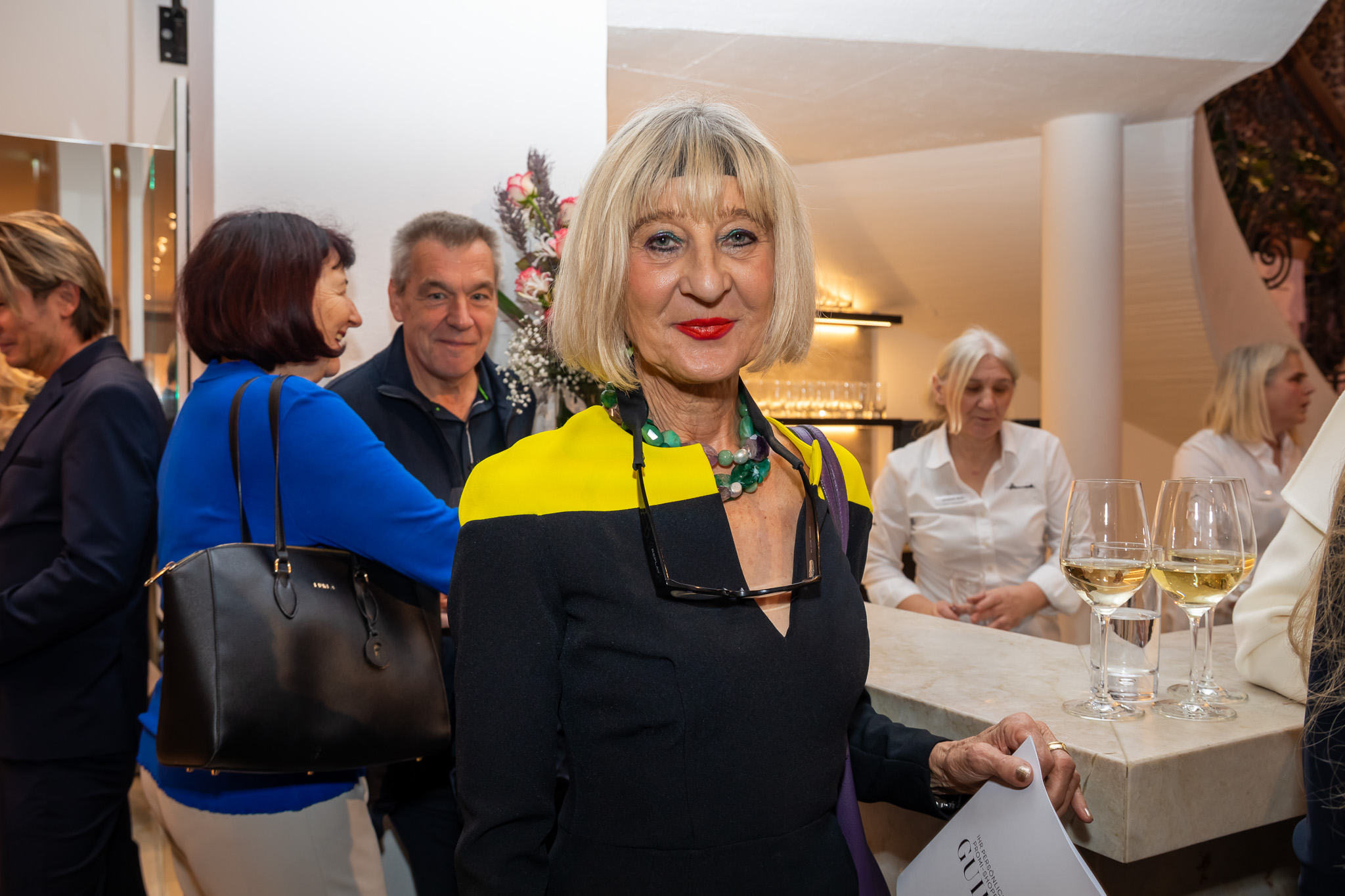 VIP Charity Shopping bei Hämmerle – Bild 25 von 85