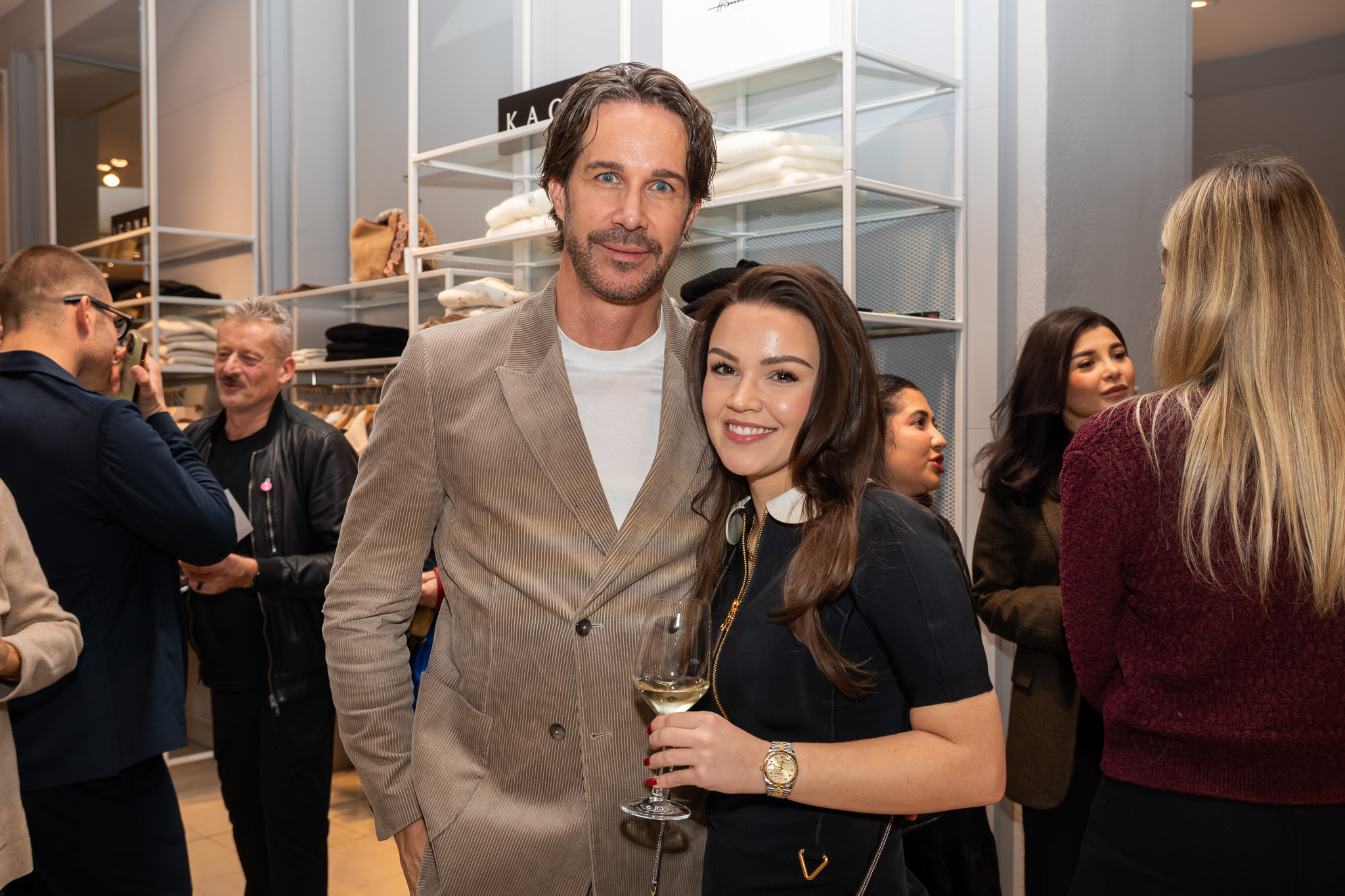 VIP Charity Shopping bei Hämmerle – Bild 27 von 85