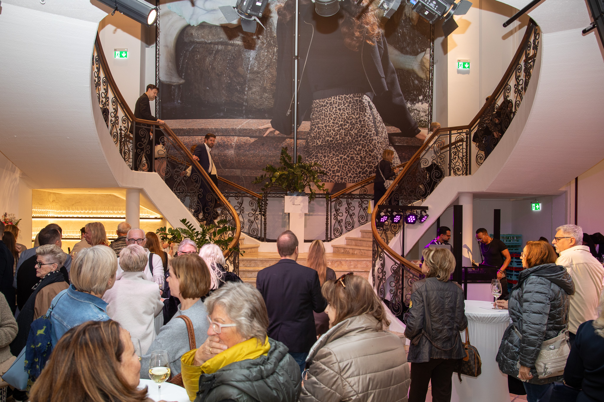 VIP Charity Shopping bei Hämmerle – Bild 35 von 85