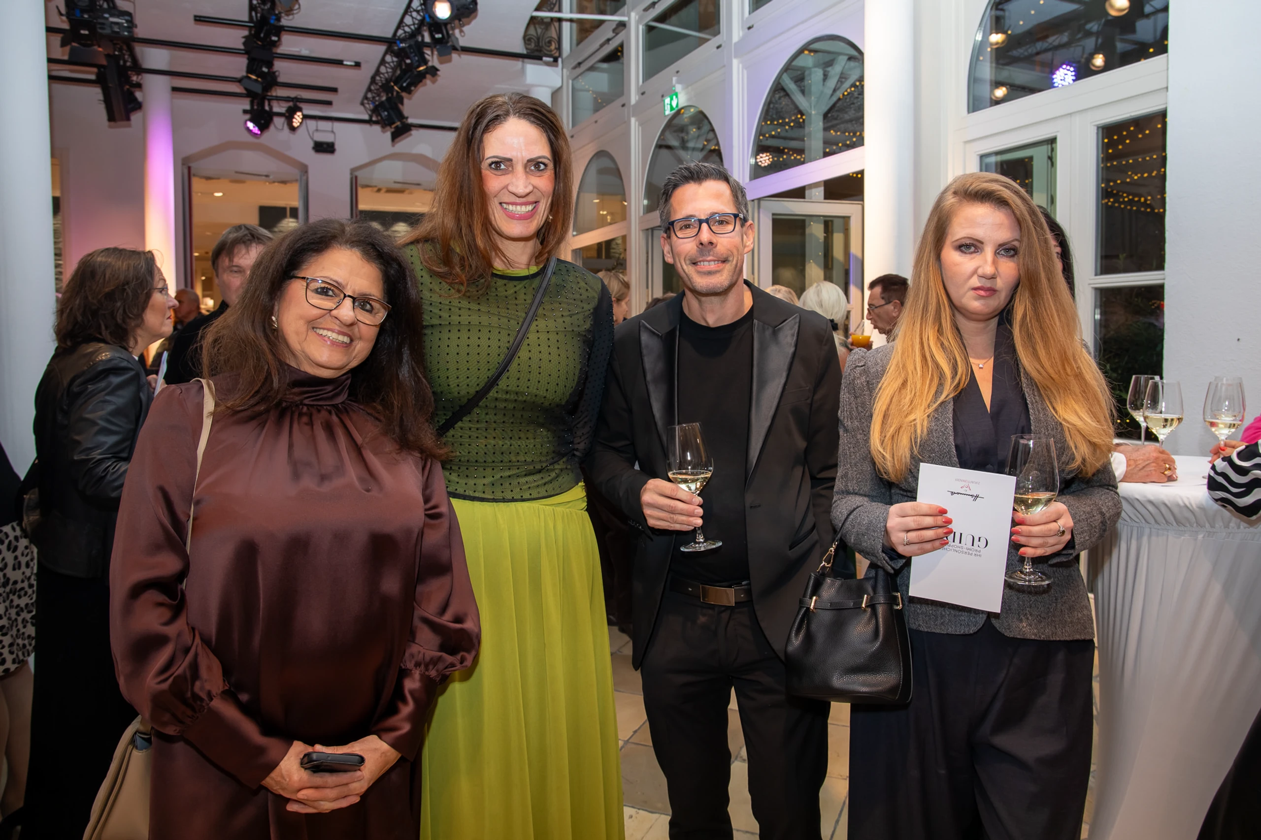 VIP Charity Shopping bei Hämmerle – Bild 39 von 85