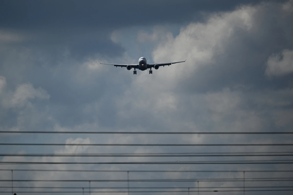 Ab Freitag sollen Flüge in den USA gestrichen werden (Symbolbild)
