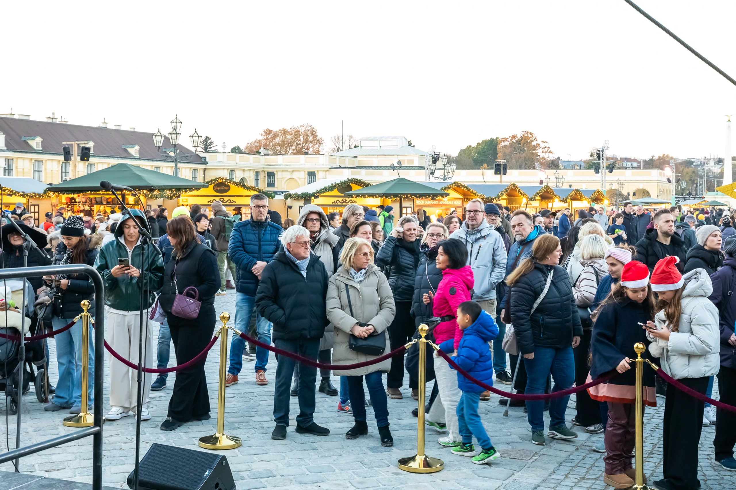 Eröffnung Weihnachtsmarkt Schloss Schönbrunn – Bild 19 von 48