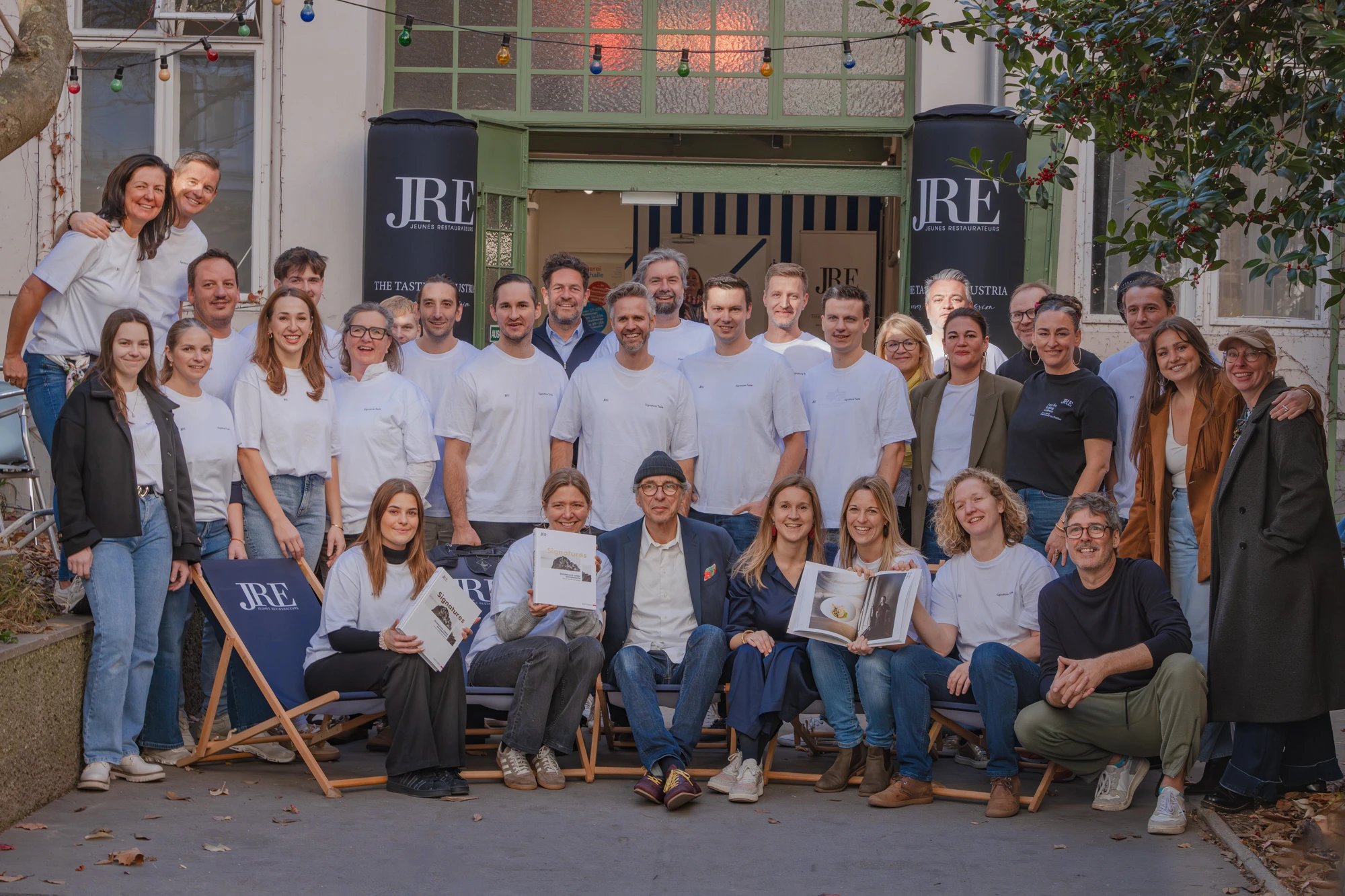 „Signatures“-Buchpräsentation von JRE Österreich