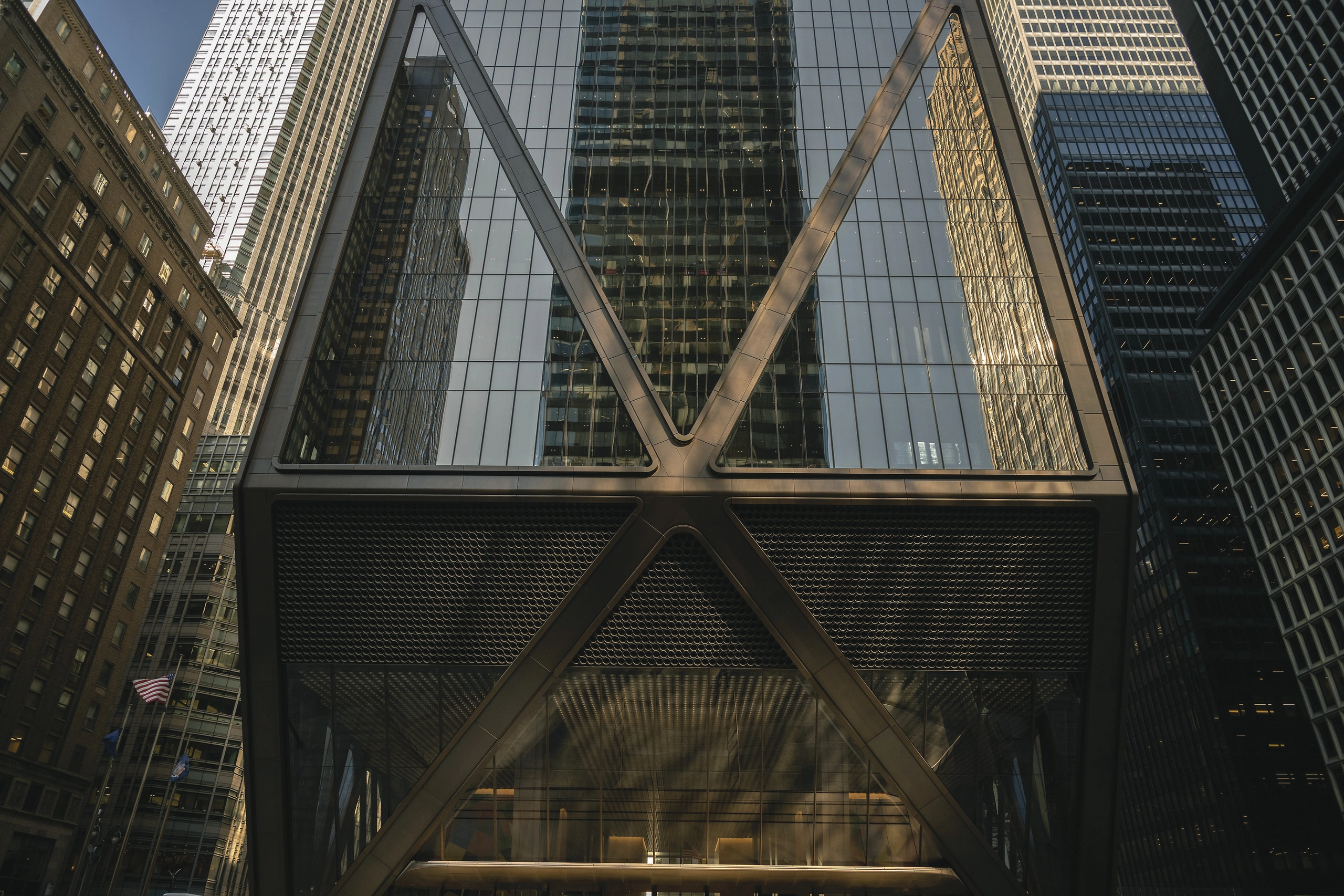 Büroboom trotz Leerstand: Neue Arbeitswelten formen den Immobilienmarkt