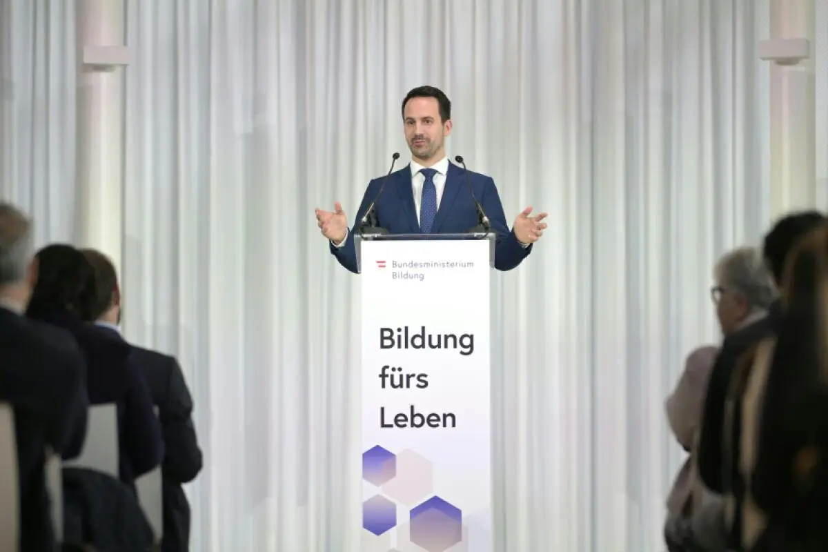 Wiederkehr will den Totalumbau im Bildungssystem