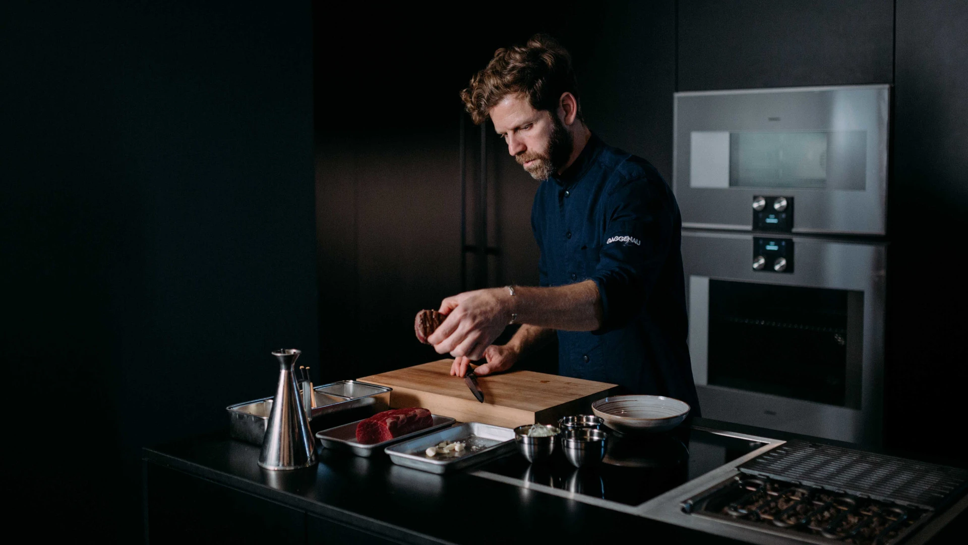 © Nina Keinrath Blurred image background