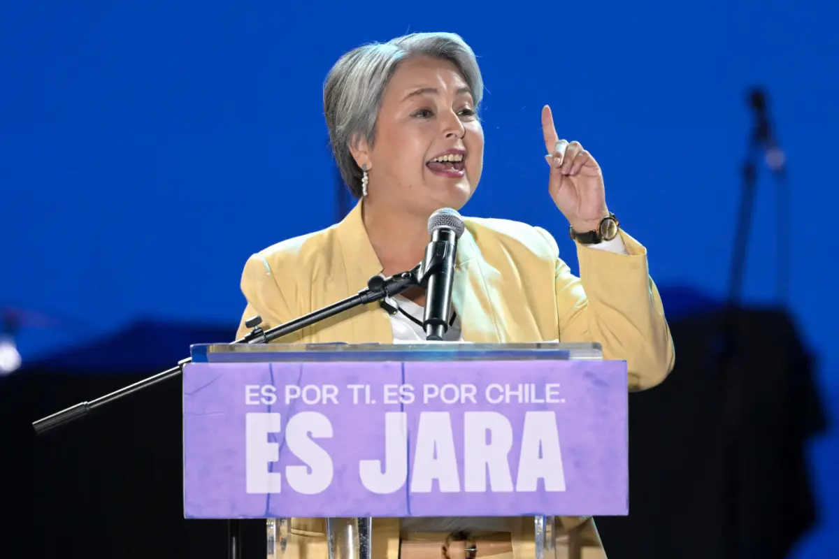Der linksgerichteten Jeannette Jara werden gute Chancen eingeräumt