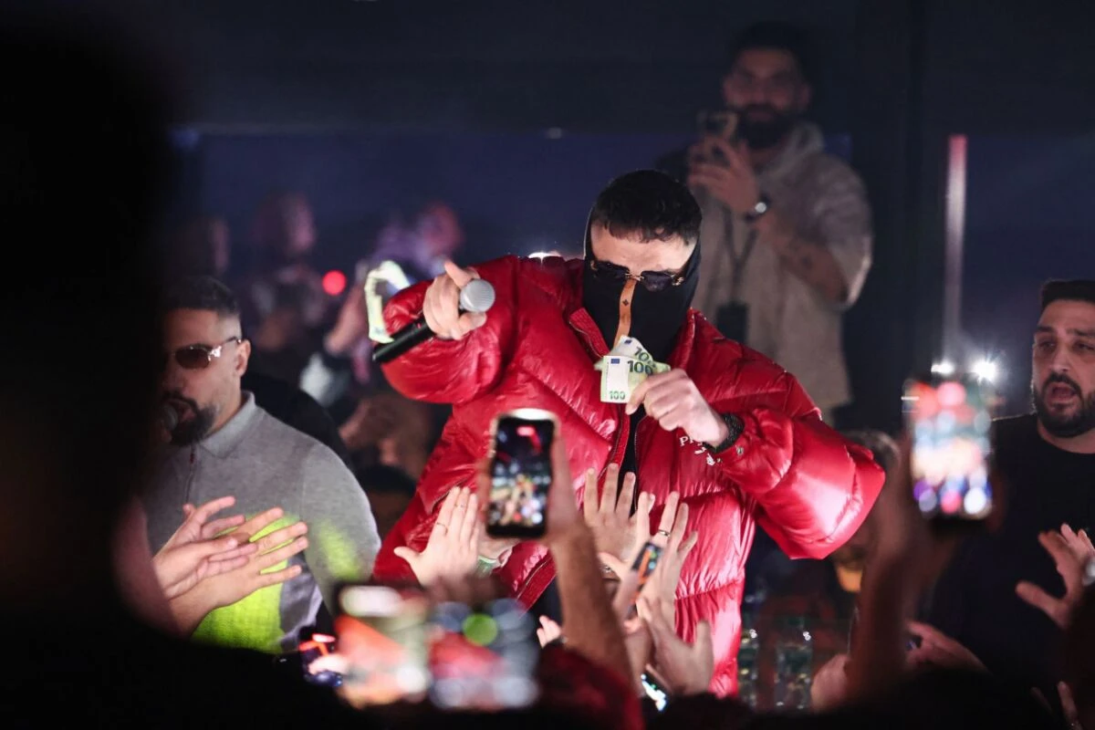 Haftbefehl bei seinem Auftritt in Gießen