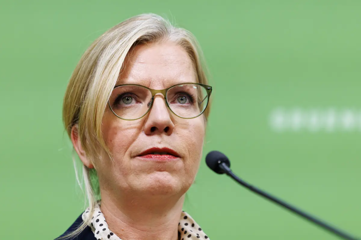 Gewessler bei einer Pressekonferenz Ende September