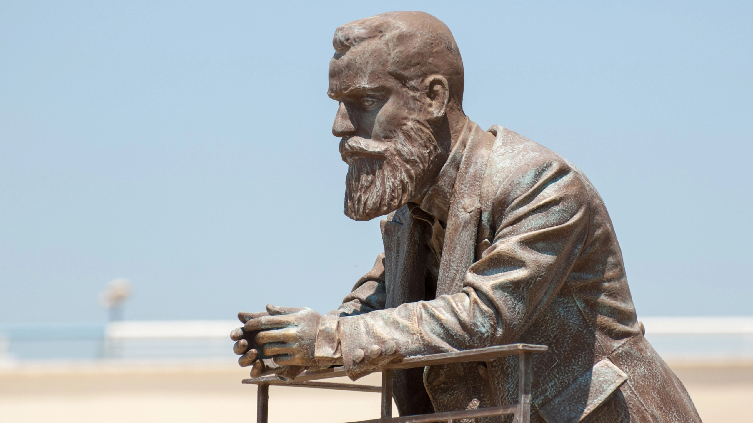 Das Theodor Herzl-Monument in Mini Israel