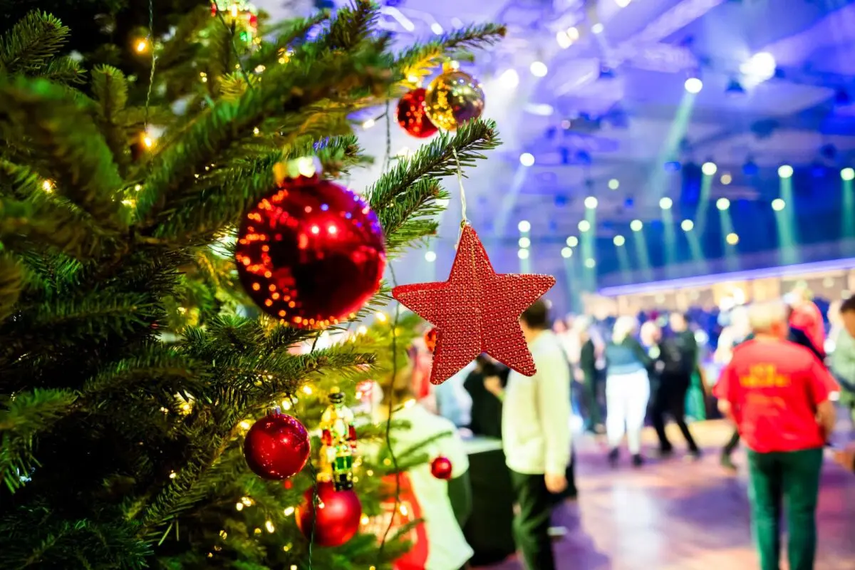 ++ ARCHIVBILD ++ Kreative Spiele bringen frischen Wind in die Weihnachtsfeier