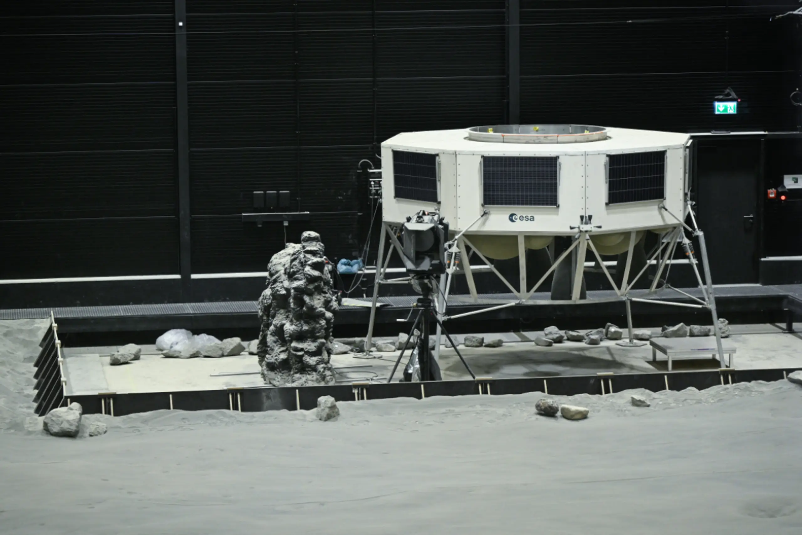 Mondlandegerät Argonaut - hier ein Modell in der Luna Analog Facility