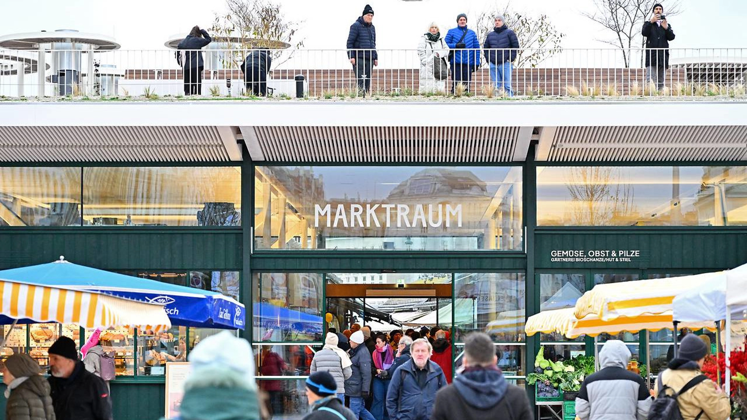 Wiener Naschmarkt: Neue Markthalle eröffnet