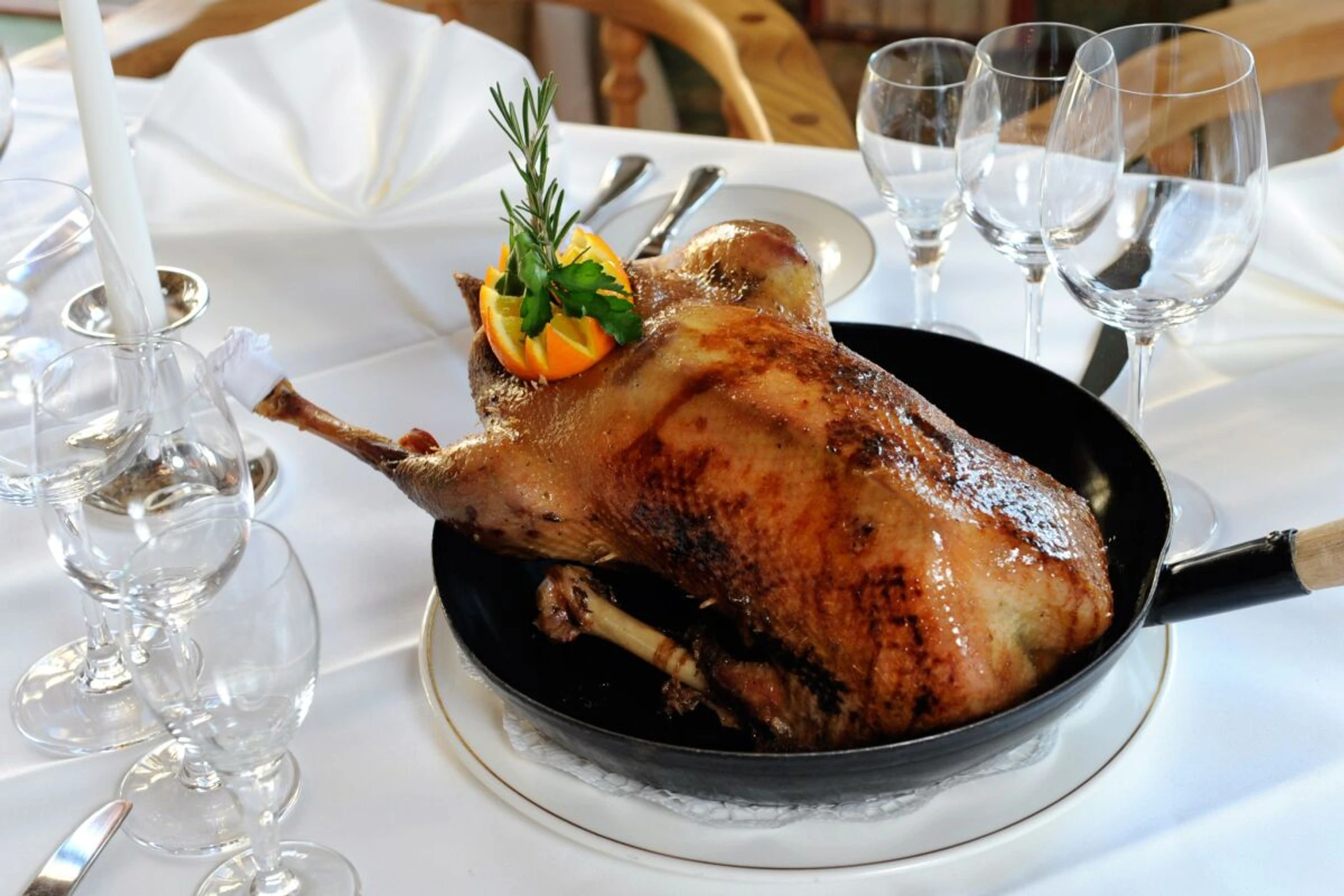 ++ ARCHIVBILD ++ Wenn die Gans bereit steht, aber Gäste nicht kommen: Schaden für Wirt