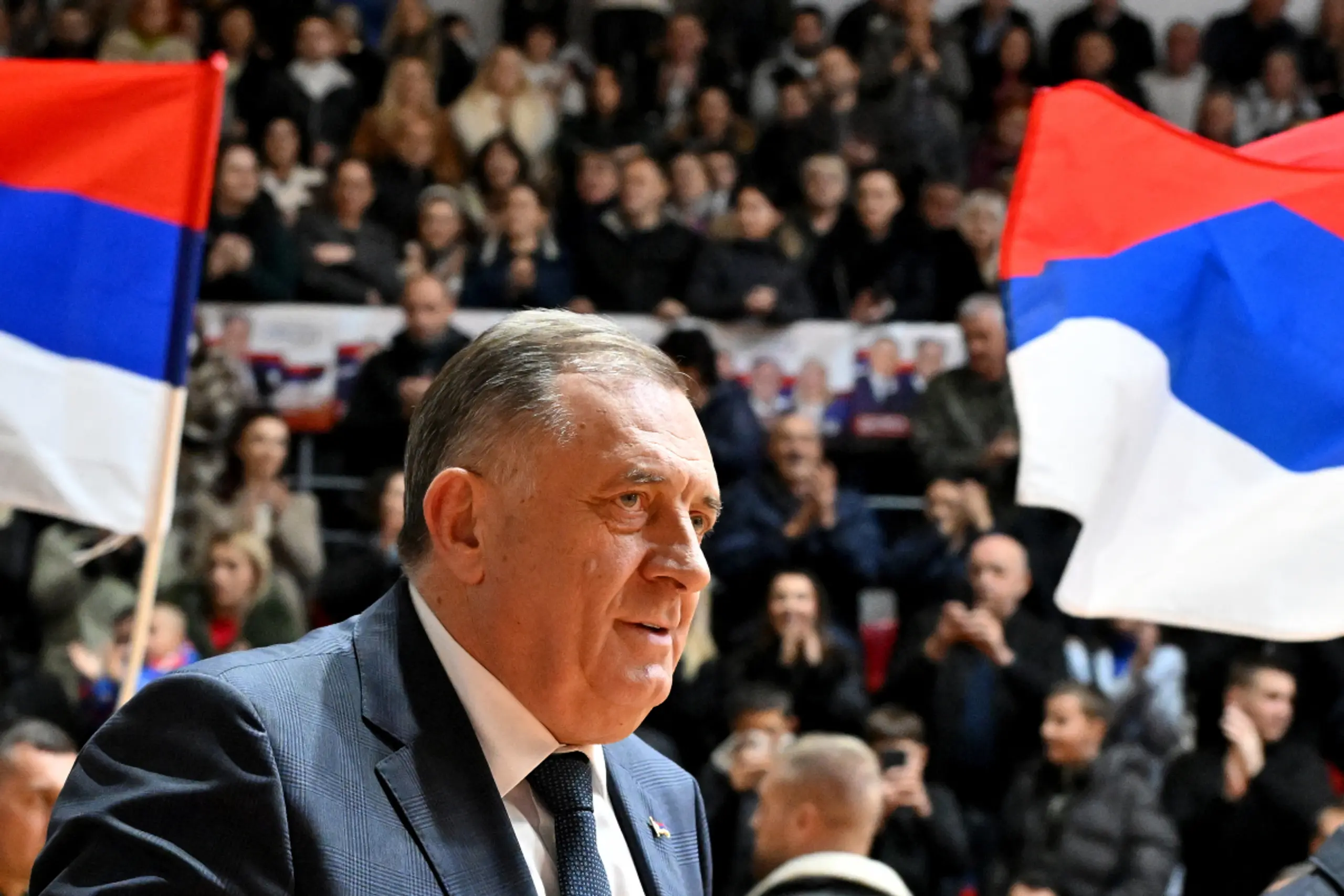 Wahl nach Absetzung von bosnischem Serbenführer Dodik