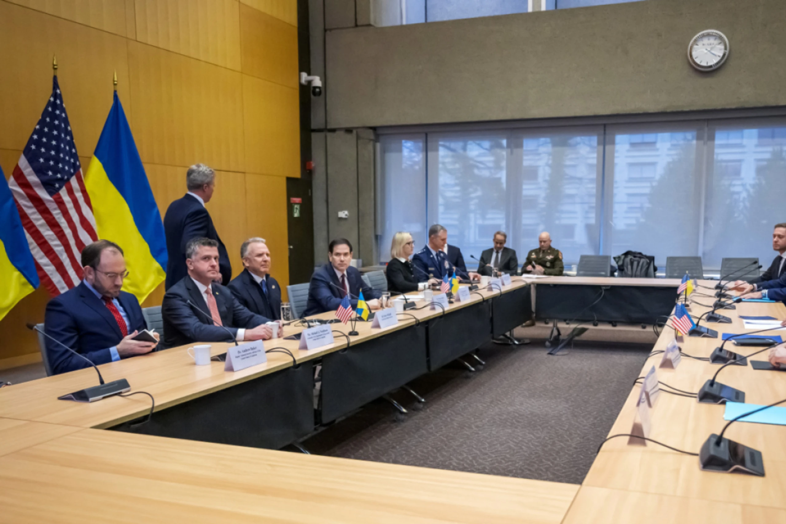 Delegationen der USA und der Ukraine bei Gesprächen in der Schweiz