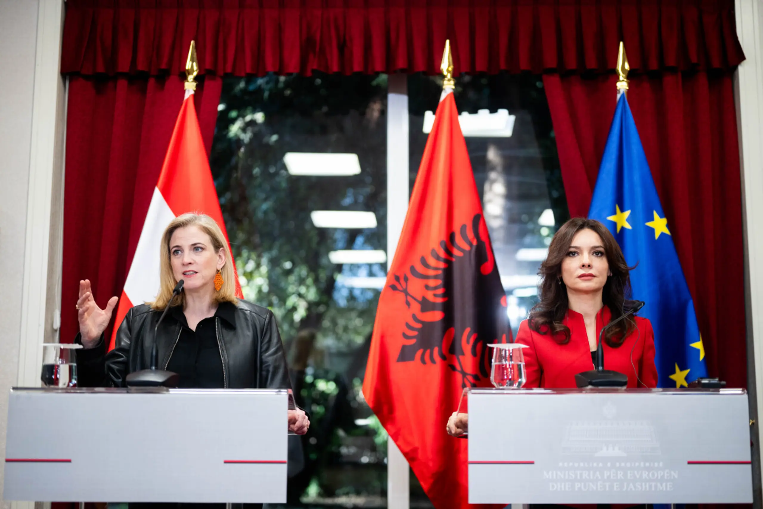 Meinl-Reisinger sagt Albanien Unterstützung zu