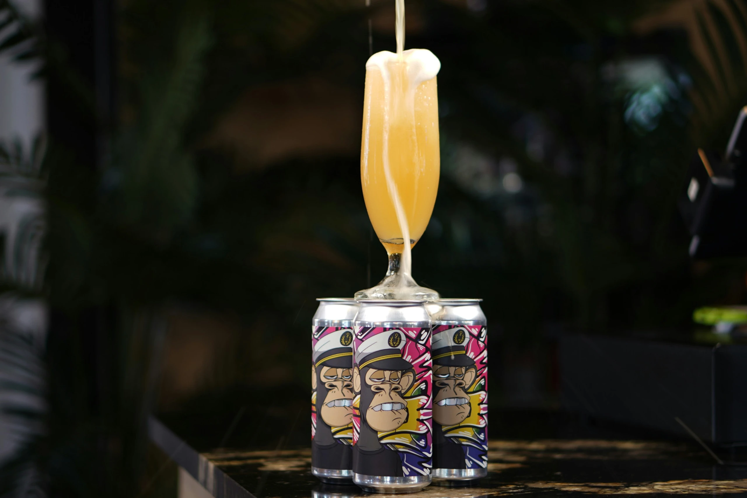 © Unsplash, Growth + Co Blurred image background