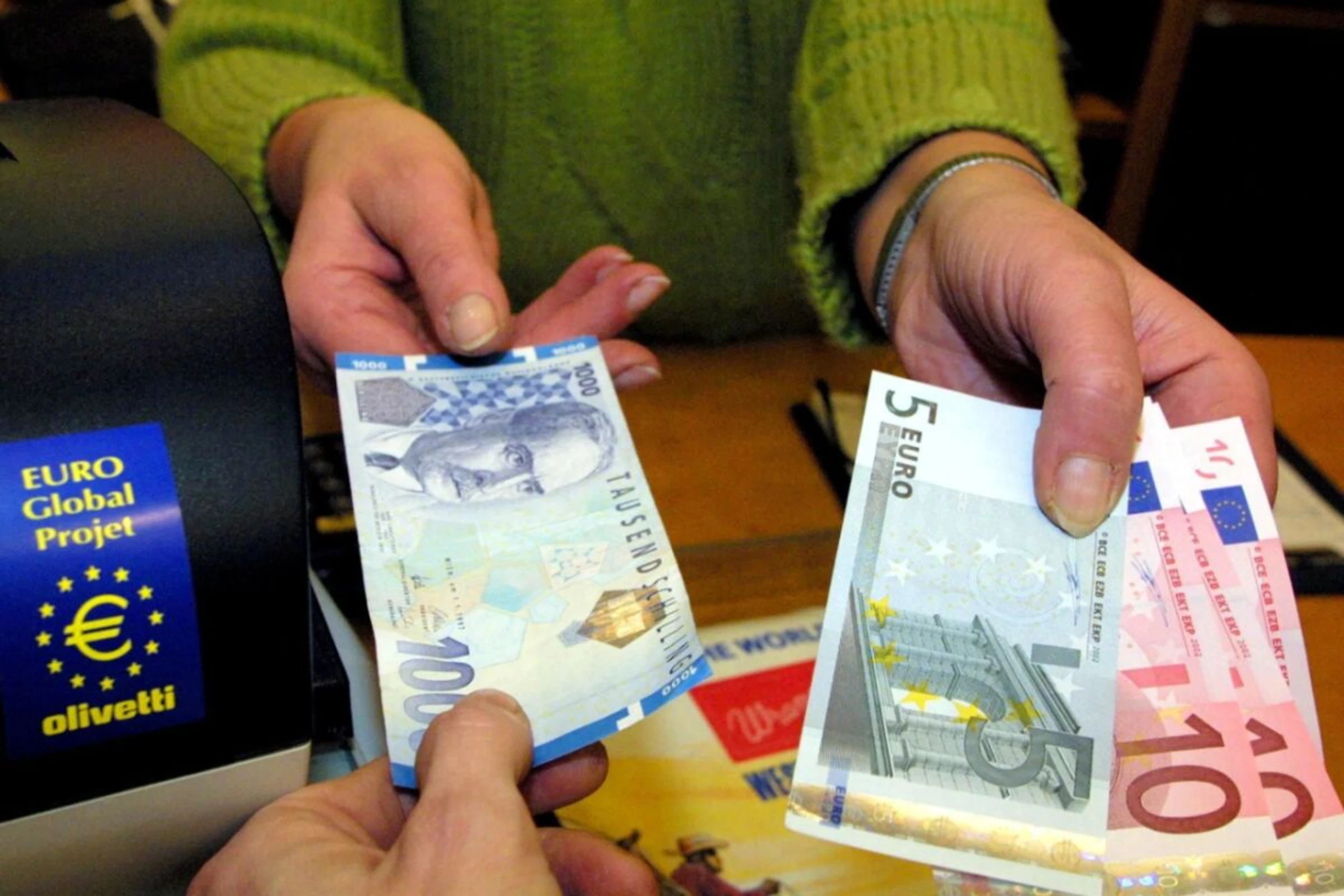 Bild zum Abschied vom Schilling anno 2002: Im Bild ein "Blauer"