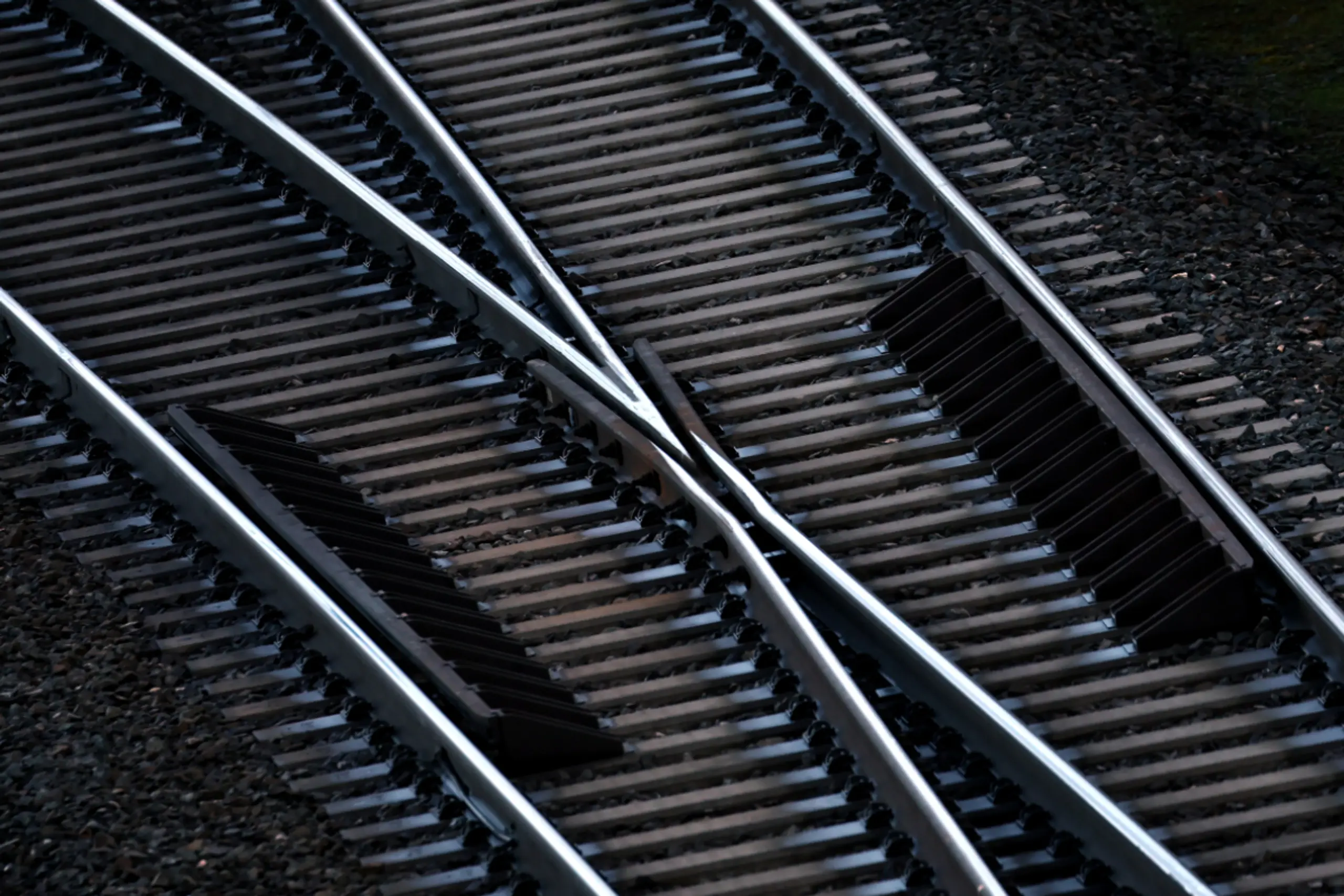 Güter sollen gegenüber Personen auf Eisenbahn nicht abgehängt werden