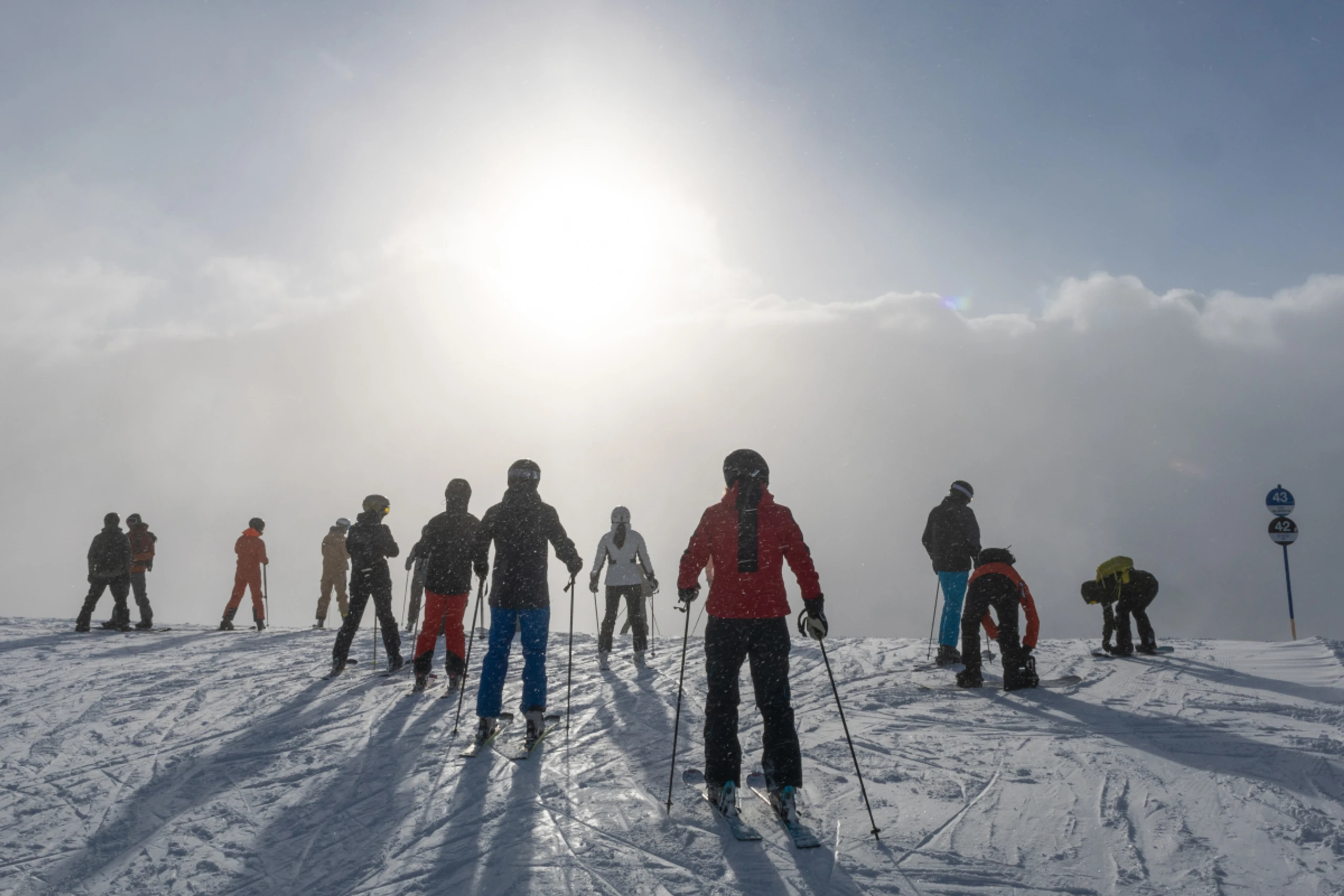 Viel los auf den Skipisten in Tirol
