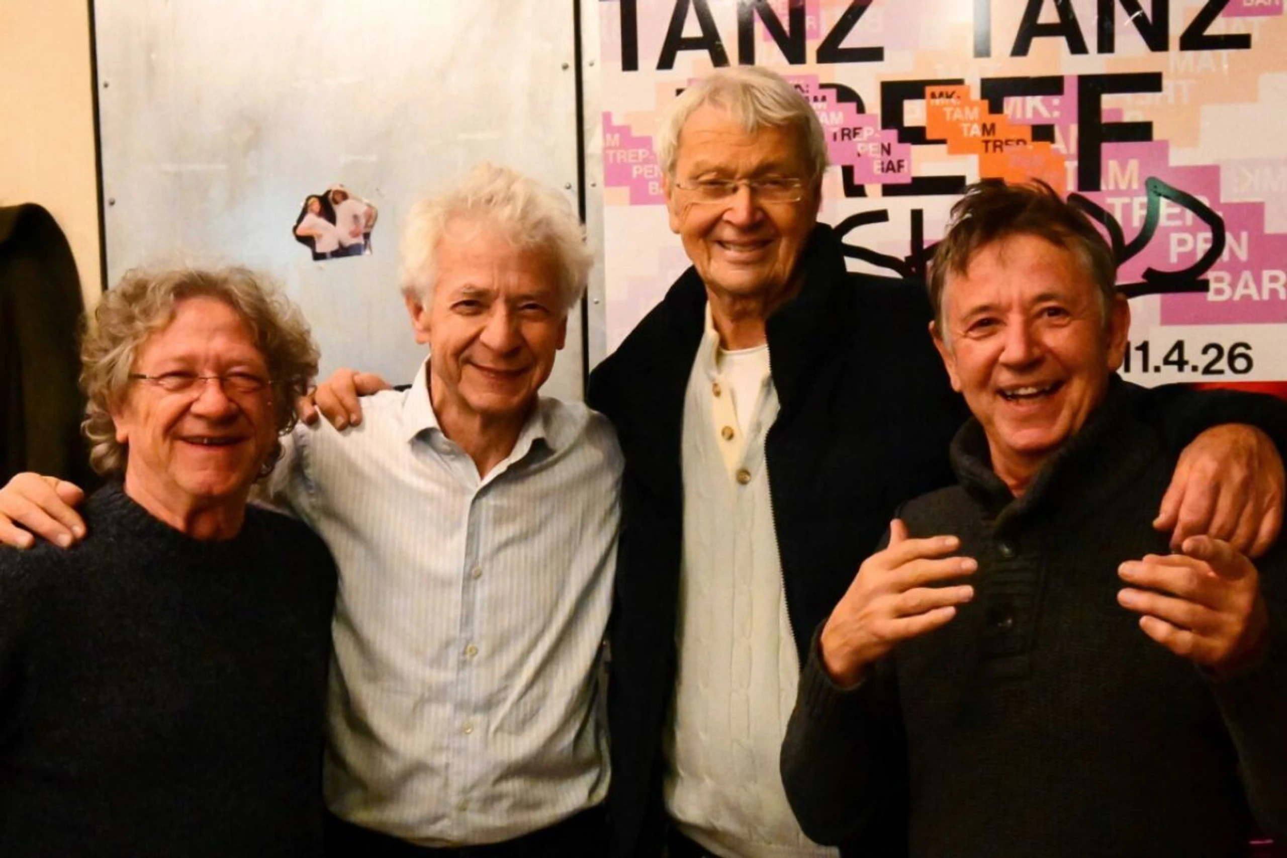 Gerhard Polt (zweiter von rechts) und die Well-Brüder